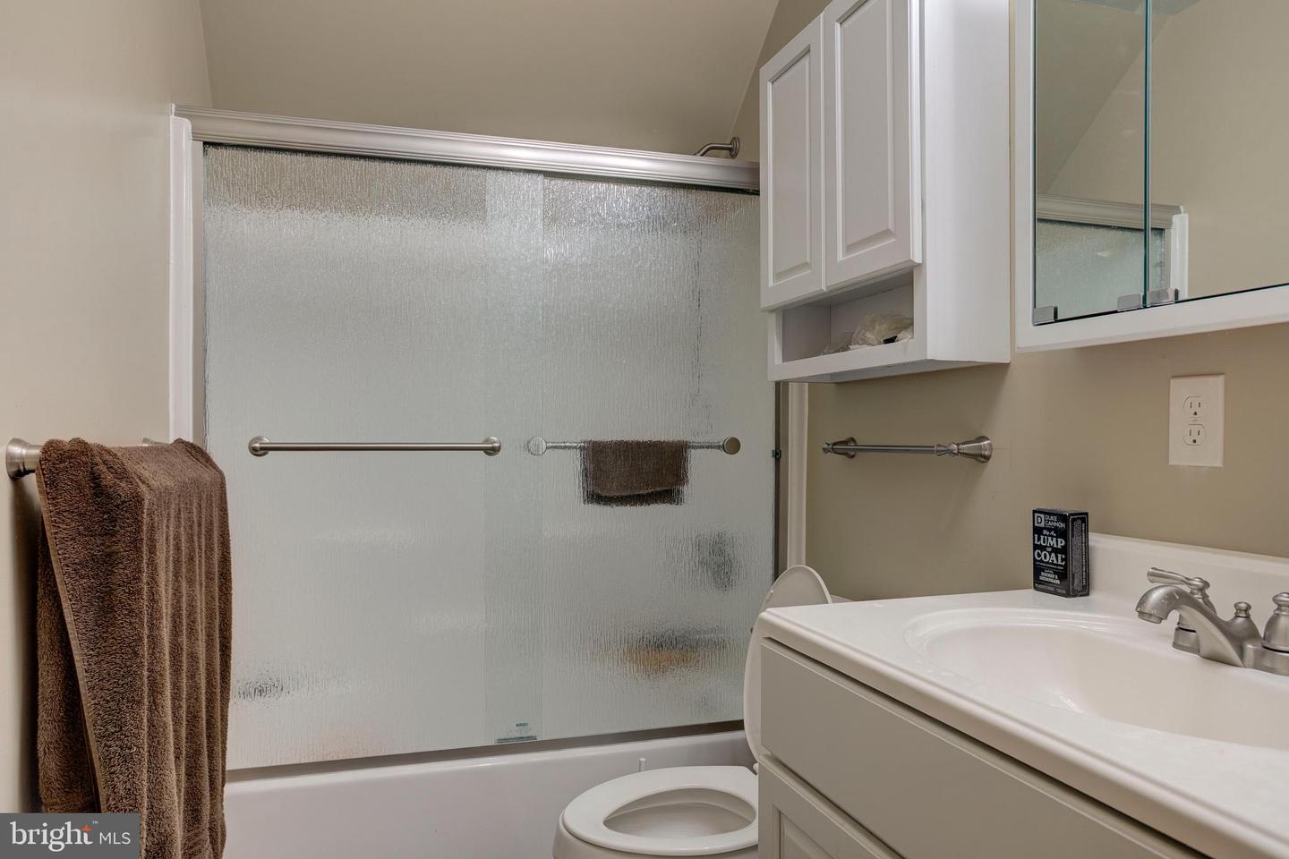 13290 KINGS HWY, KING GEORGE, Virginia 22485, 3 Bedrooms Bedrooms, ,2 BathroomsBathrooms,Residential,For sale,13290 KINGS HWY,VAKG2006970 MLS # VAKG2006970