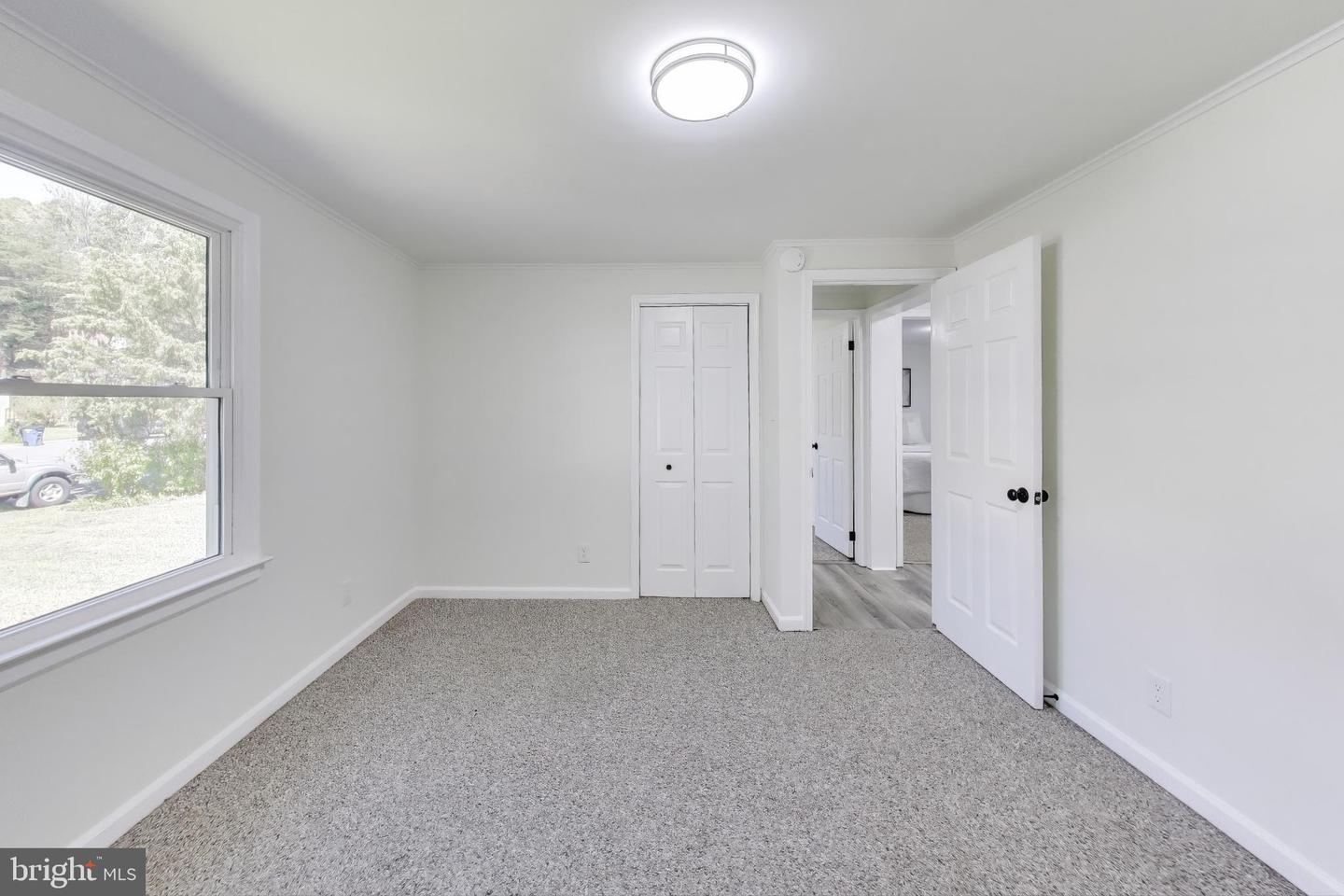 18905 RED OAK LN, TRIANGLE, Virginia 22172, 5 Bedrooms Bedrooms, ,3 BathroomsBathrooms,Residential,For sale,18905 RED OAK LN,VAPW2103430 MLS # VAPW2103430