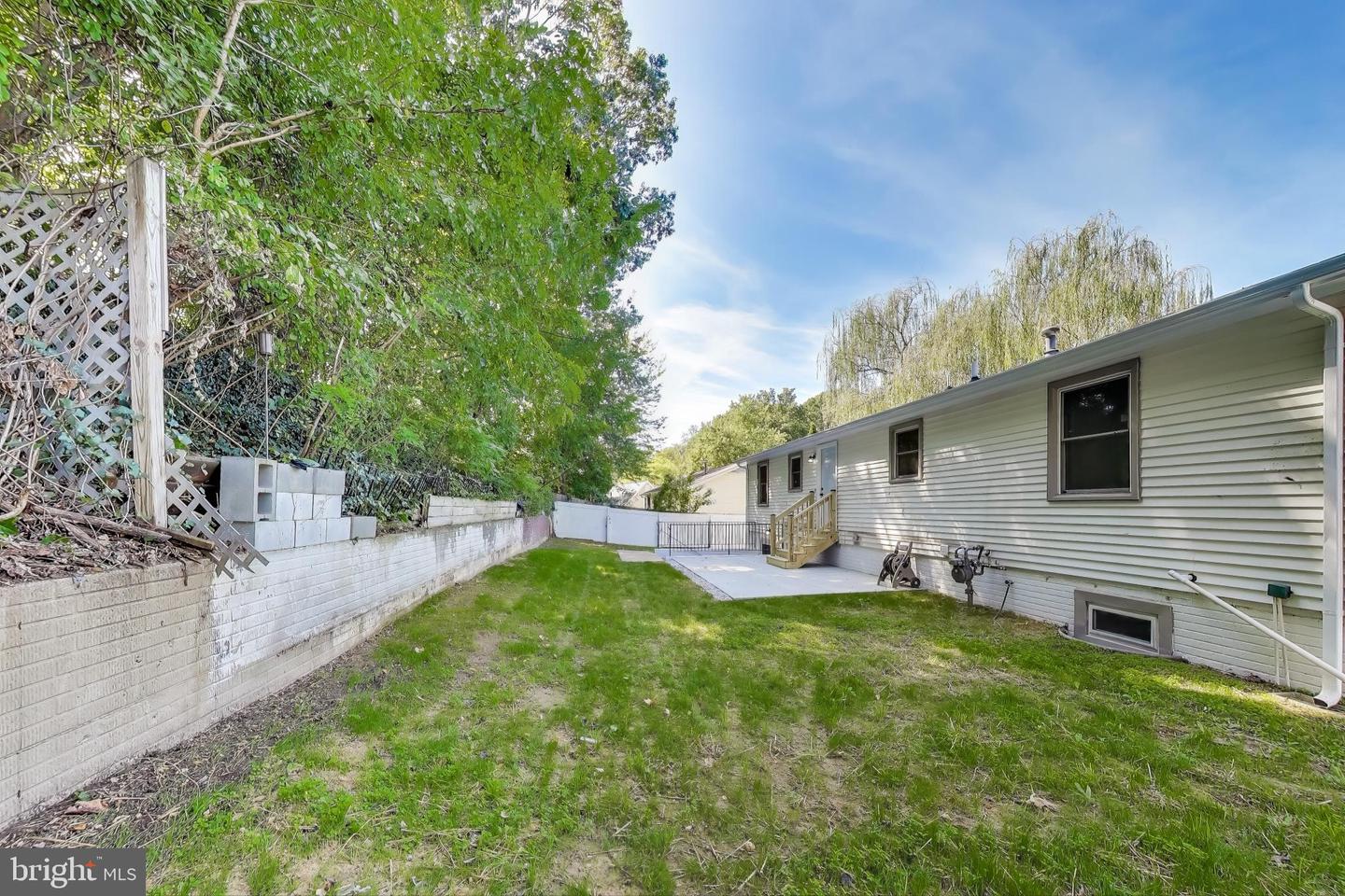 18905 RED OAK LN, TRIANGLE, Virginia 22172, 5 Bedrooms Bedrooms, ,3 BathroomsBathrooms,Residential,For sale,18905 RED OAK LN,VAPW2103430 MLS # VAPW2103430