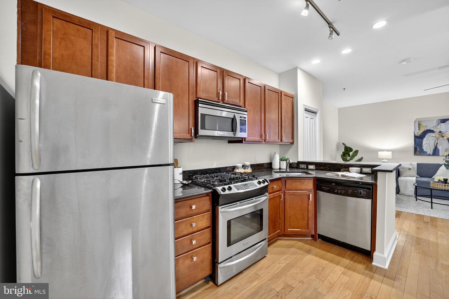 1418 W ST NW #202, WASHINGTON, District Of Columbia 20009, 1 Bedroom Bedrooms, ,1 BathroomBathrooms,Residential,For sale,1418 W ST NW #202,DCDC2221120 MLS # DCDC2221120