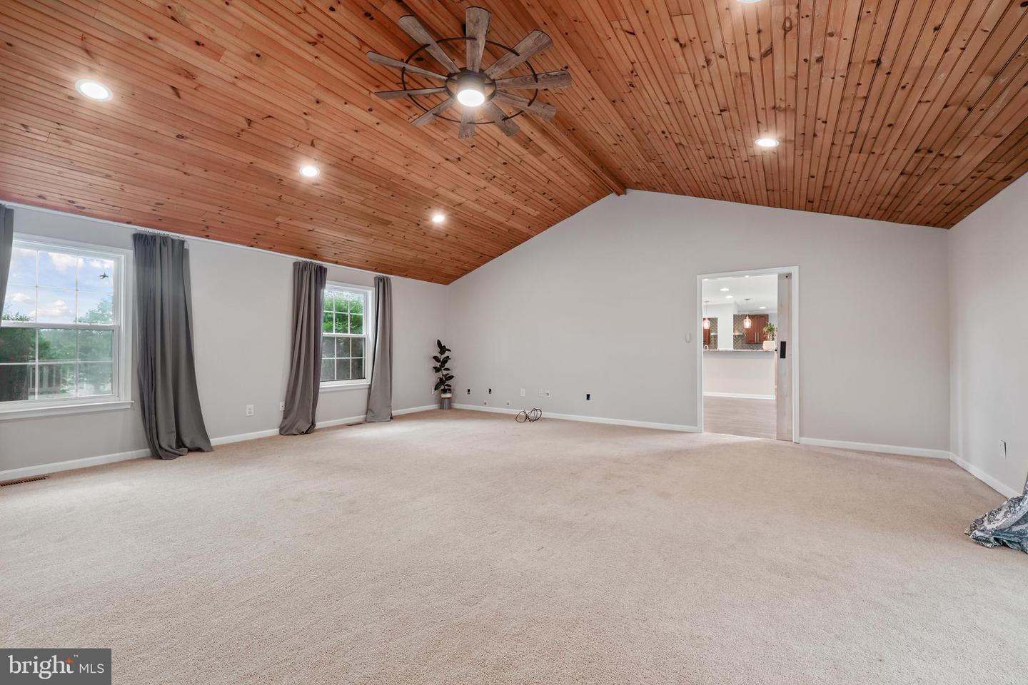 1317 BROOKE RD, FREDERICKSBURG, Virginia 22405, 3 Bedrooms Bedrooms, ,2 BathroomsBathrooms,Residential,For sale,1317 BROOKE RD,VAST2042616 MLS # VAST2042616