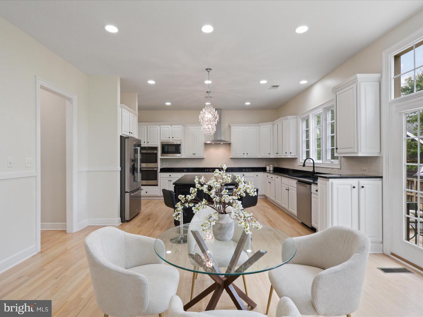 904 LOCUST ST, HERNDON, Virginia 20170, 4 Bedrooms Bedrooms, ,5 BathroomsBathrooms,Residential,For sale,904 LOCUST ST,VAFX2266444 MLS # VAFX2266444