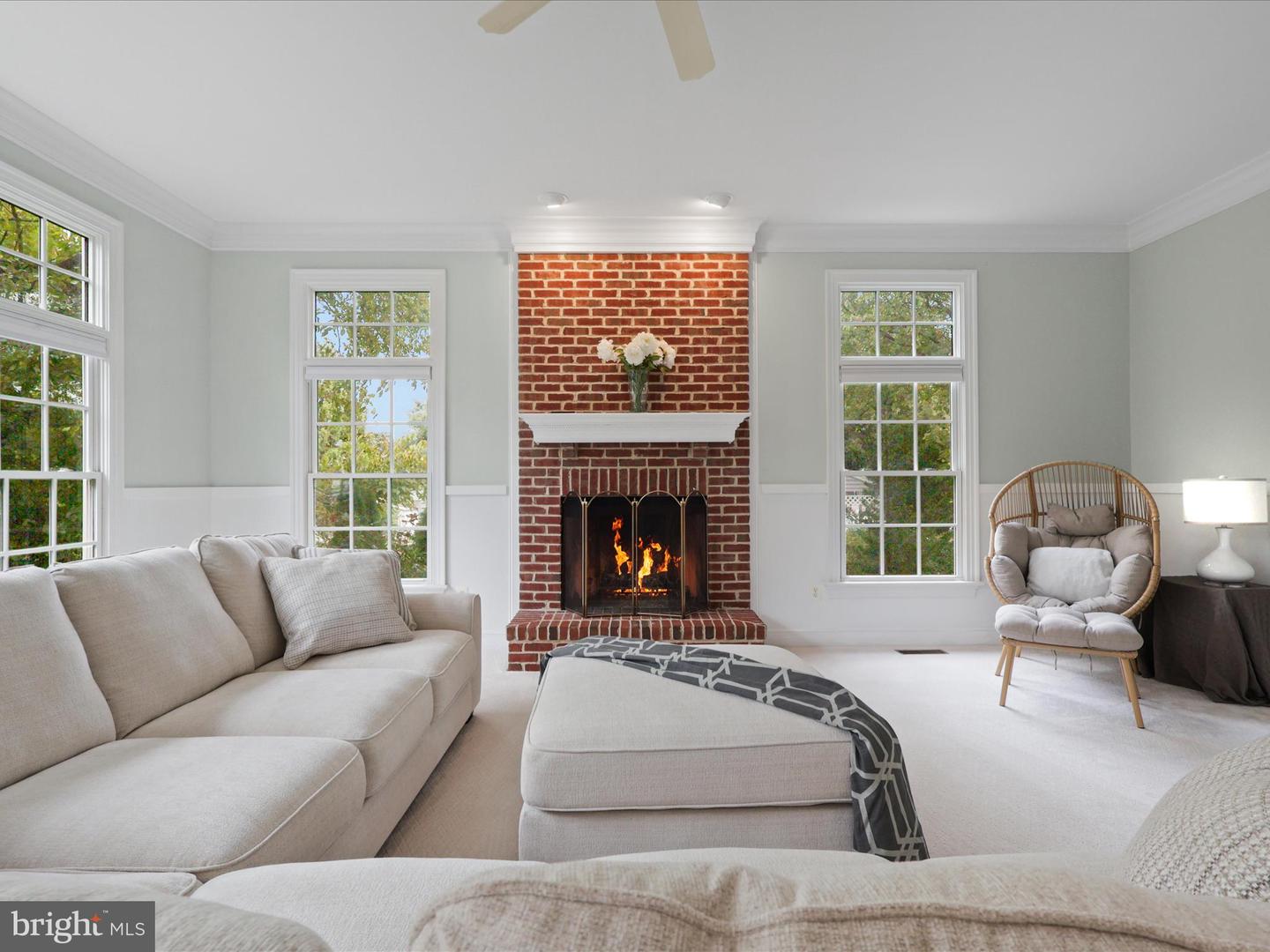 904 LOCUST ST, HERNDON, Virginia 20170, 4 Bedrooms Bedrooms, ,5 BathroomsBathrooms,Residential,For sale,904 LOCUST ST,VAFX2266444 MLS # VAFX2266444