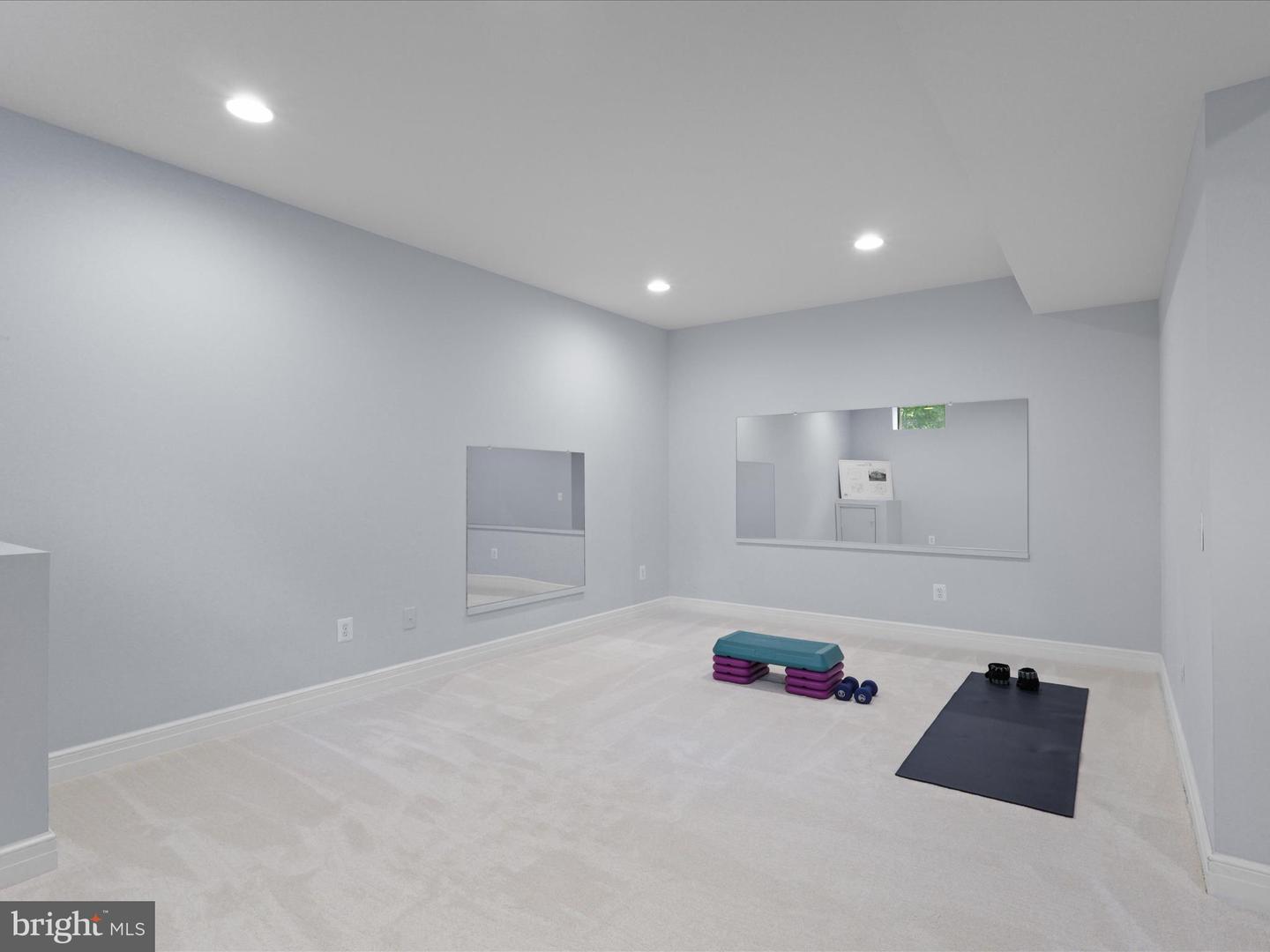 904 LOCUST ST, HERNDON, Virginia 20170, 4 Bedrooms Bedrooms, ,5 BathroomsBathrooms,Residential,For sale,904 LOCUST ST,VAFX2266444 MLS # VAFX2266444