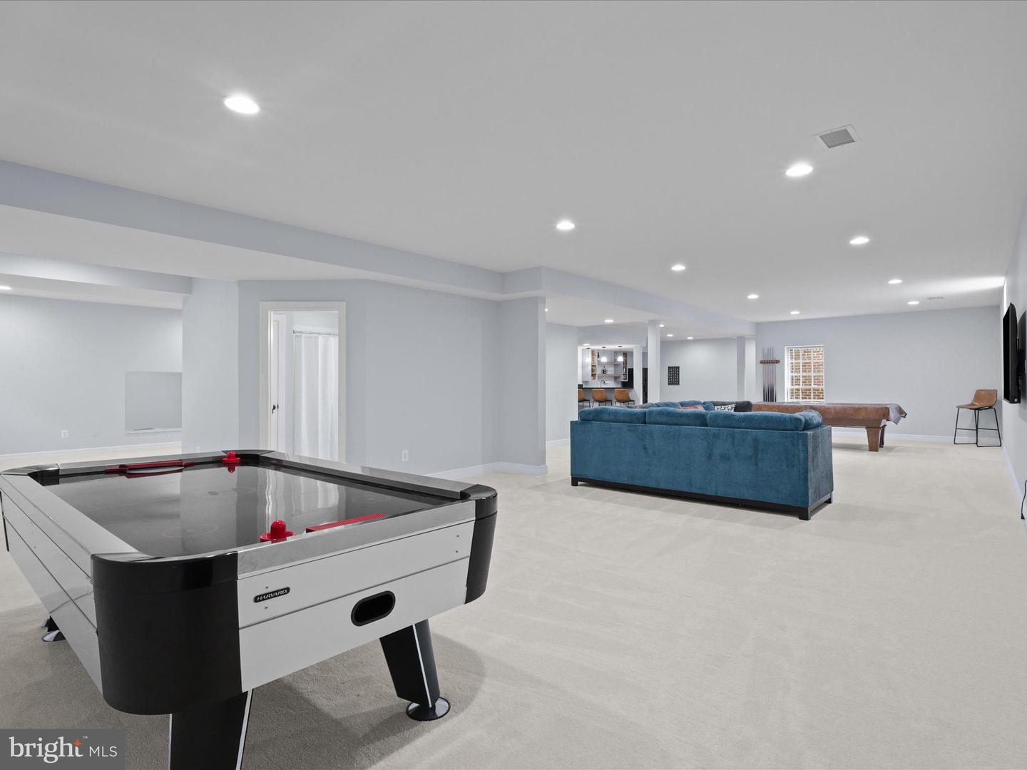 904 LOCUST ST, HERNDON, Virginia 20170, 4 Bedrooms Bedrooms, ,5 BathroomsBathrooms,Residential,For sale,904 LOCUST ST,VAFX2266444 MLS # VAFX2266444