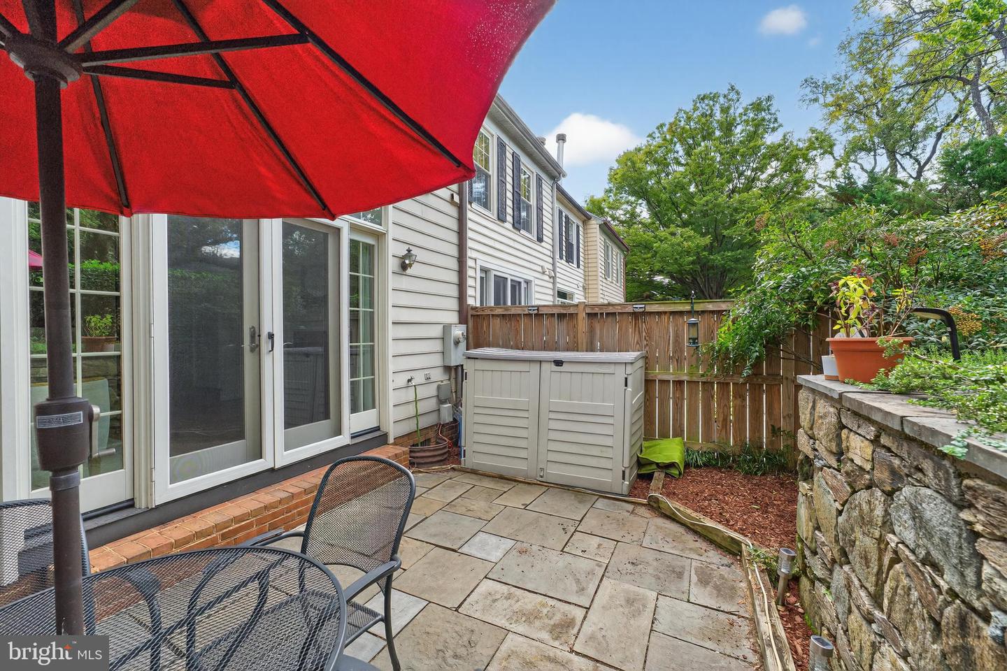 464 W GLEBE RD, ALEXANDRIA, Virginia 22305, 3 Bedrooms Bedrooms, ,3 BathroomsBathrooms,Residential,For sale,464 W GLEBE RD,VAAX2049636 MLS # VAAX2049636