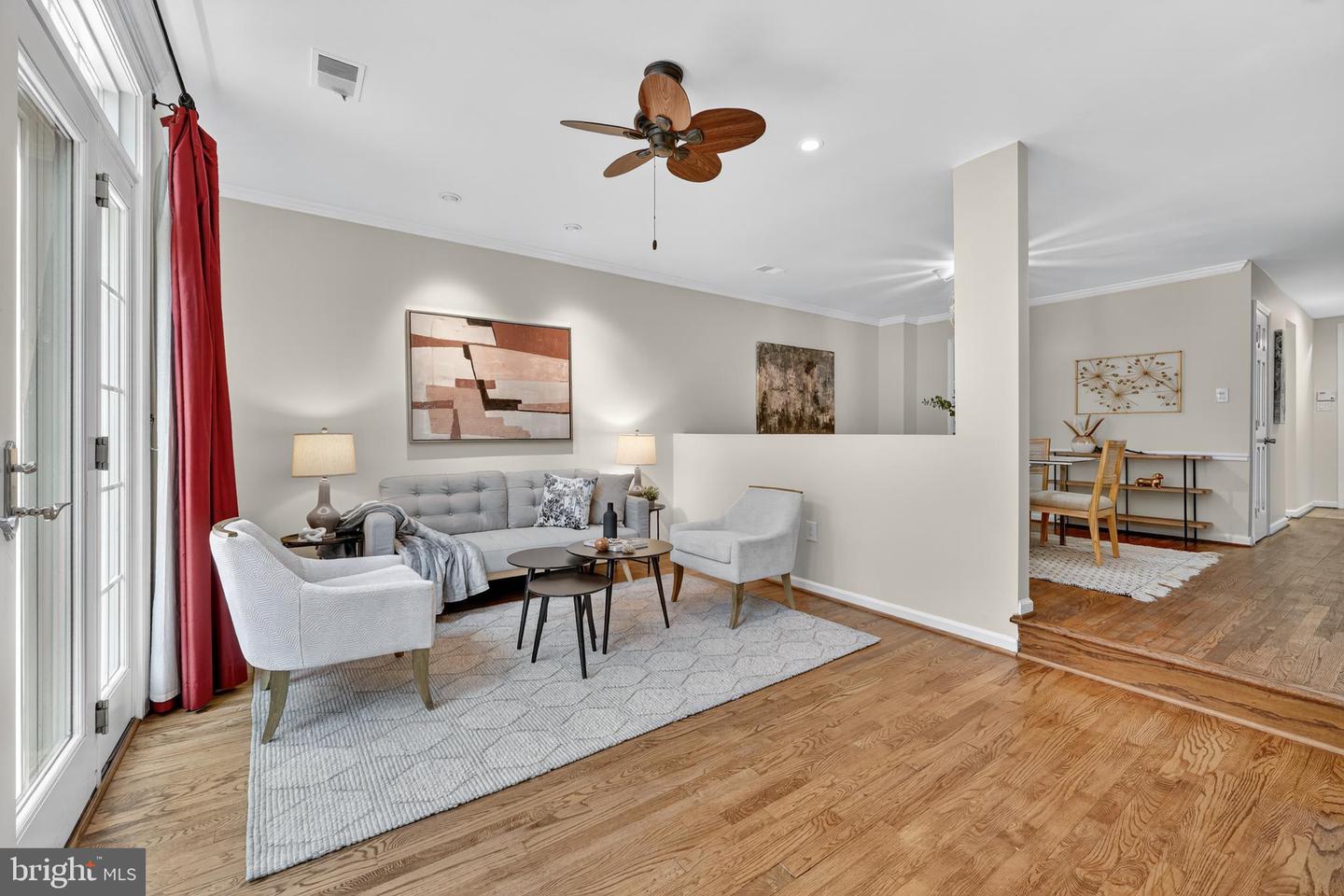 464 W GLEBE RD, ALEXANDRIA, Virginia 22305, 3 Bedrooms Bedrooms, ,3 BathroomsBathrooms,Residential,For sale,464 W GLEBE RD,VAAX2049636 MLS # VAAX2049636