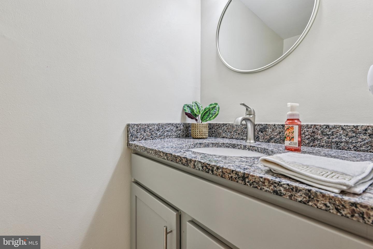 13306 PREUIT PL, HERNDON, Virginia 20170, 3 Bedrooms Bedrooms, ,2 BathroomsBathrooms,Residential,For sale,13306 PREUIT PL,VAFX2267316 MLS # VAFX2267316