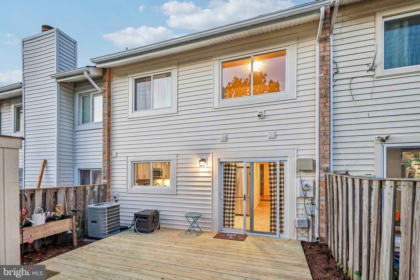 13306 PREUIT PL, HERNDON, Virginia 20170, 3 Bedrooms Bedrooms, ,2 BathroomsBathrooms,Residential,For sale,13306 PREUIT PL,VAFX2267316 MLS # VAFX2267316