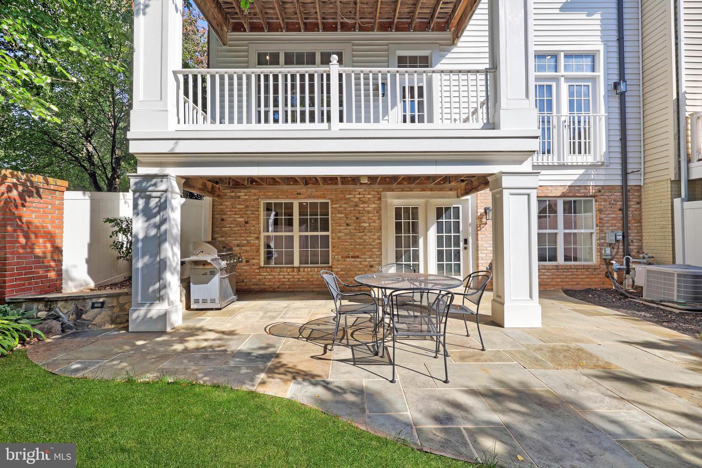 18441 LANIER ISLAND SQ, LEESBURG, Virginia 20176, 3 Bedrooms Bedrooms, ,4 BathroomsBathrooms,Residential,For sale,18441 LANIER ISLAND SQ,VALO2106880 MLS # VALO2106880