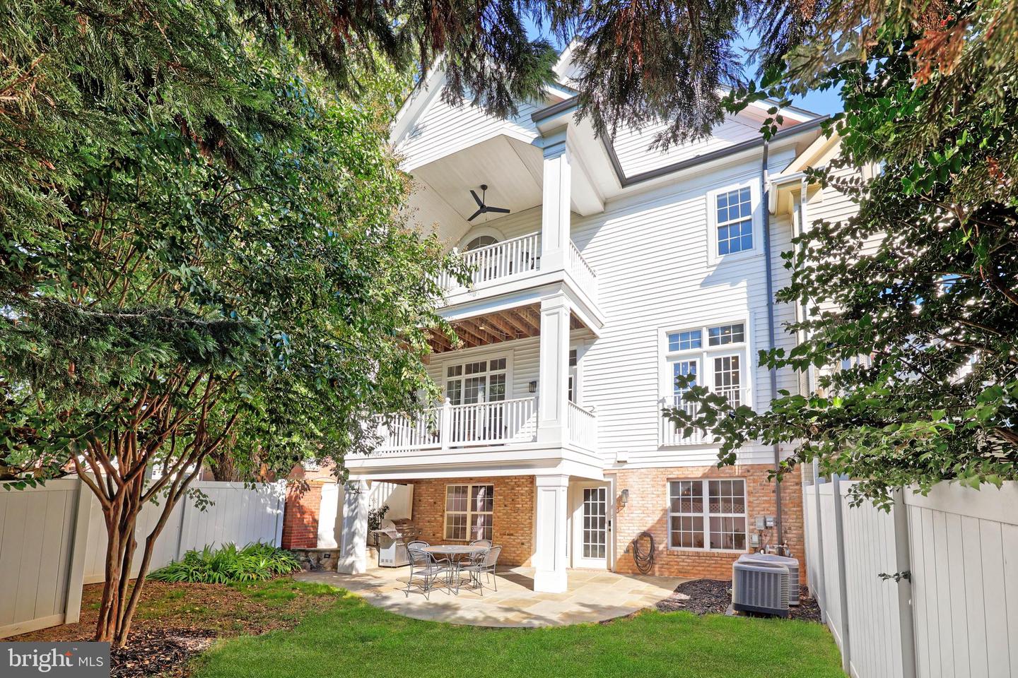 18441 LANIER ISLAND SQ, LEESBURG, Virginia 20176, 3 Bedrooms Bedrooms, ,4 BathroomsBathrooms,Residential,For sale,18441 LANIER ISLAND SQ,VALO2106880 MLS # VALO2106880