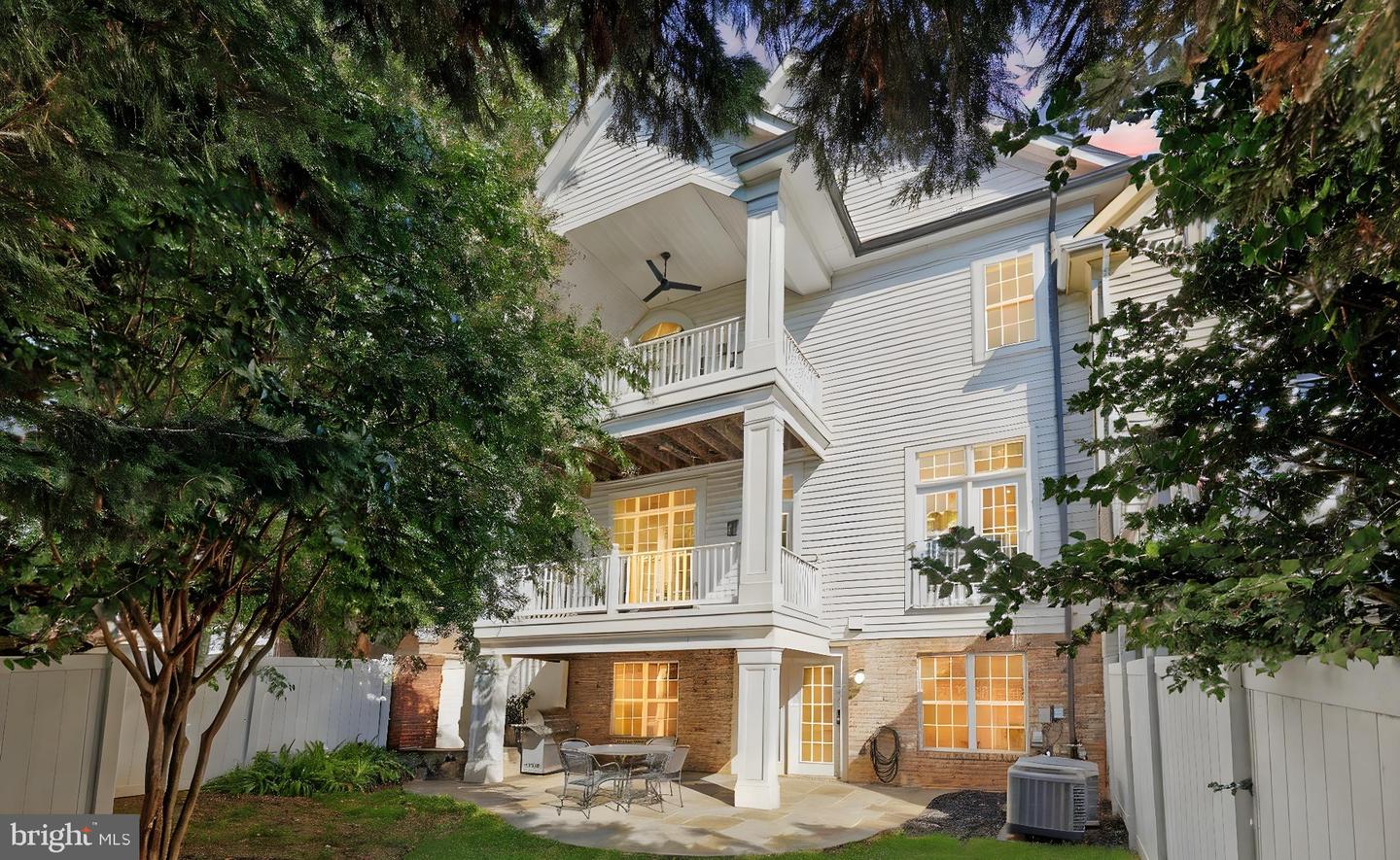 18441 LANIER ISLAND SQ, LEESBURG, Virginia 20176, 3 Bedrooms Bedrooms, ,4 BathroomsBathrooms,Residential,For sale,18441 LANIER ISLAND SQ,VALO2106880 MLS # VALO2106880