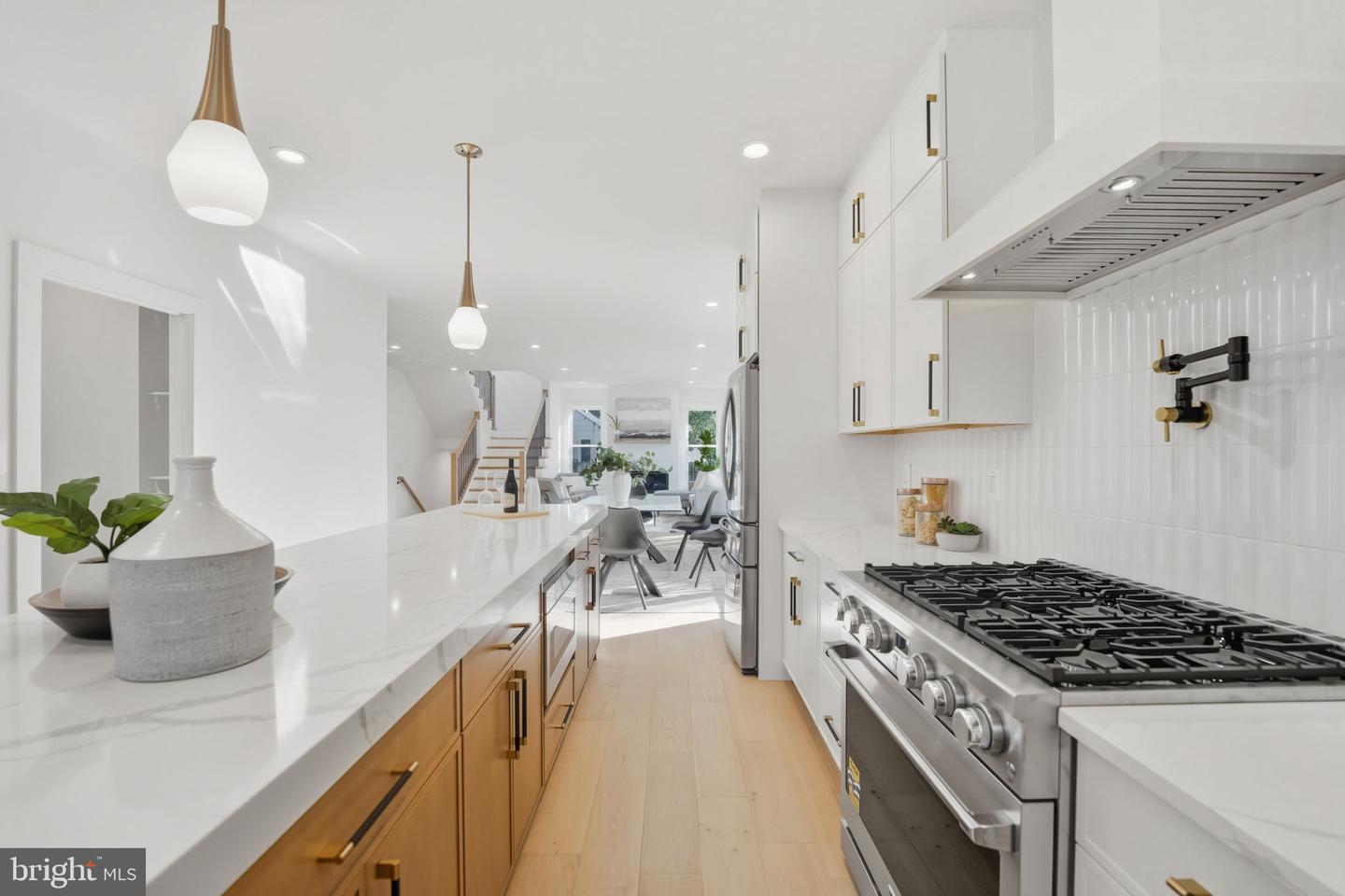 3218 BLUNDELL RD, FALLS CHURCH, Virginia 22042, 6 Bedrooms Bedrooms, ,5 BathroomsBathrooms,Residential,For sale,3218 BLUNDELL RD,VAFX2267528 MLS # VAFX2267528