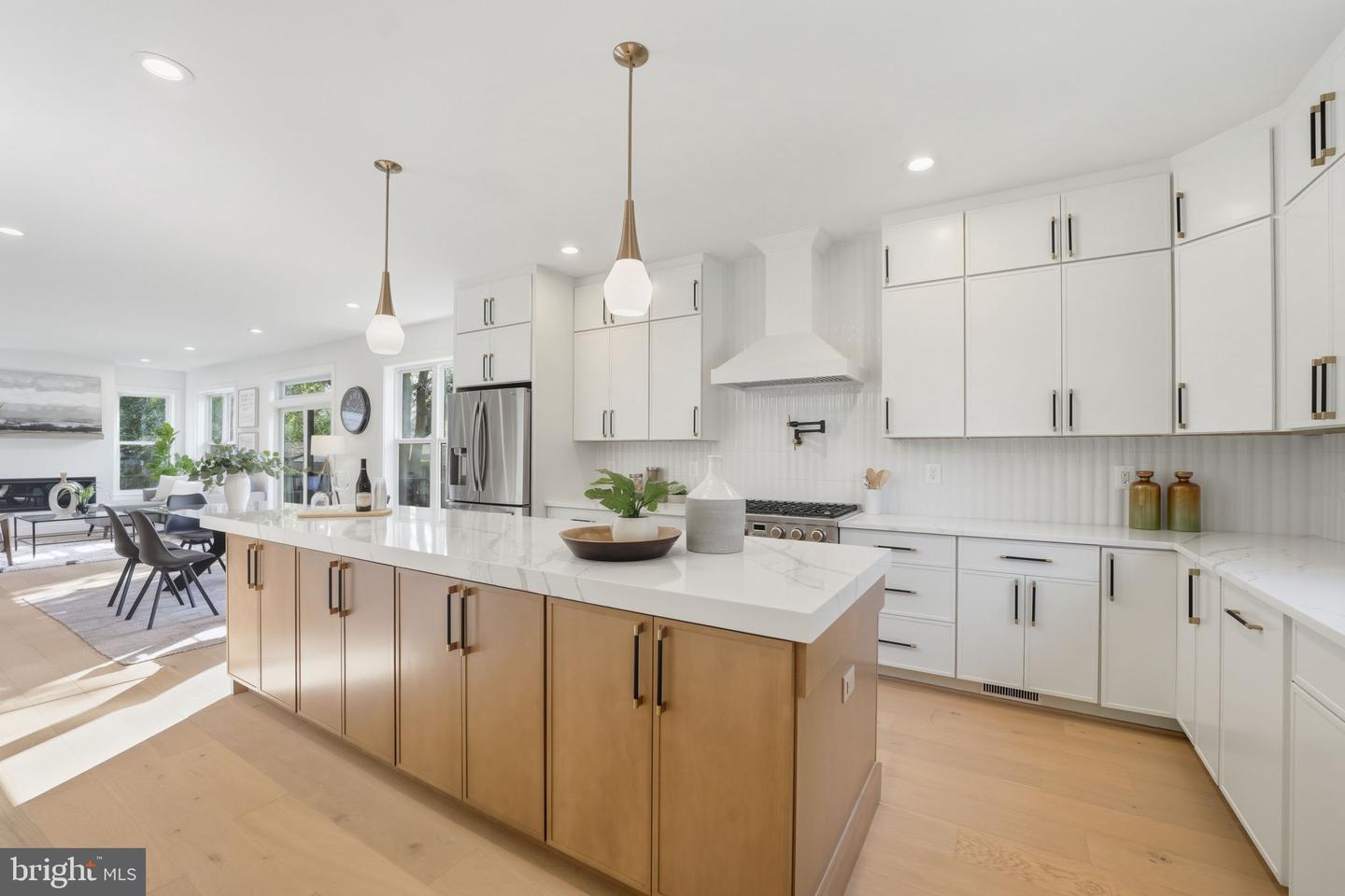 3218 BLUNDELL RD, FALLS CHURCH, Virginia 22042, 6 Bedrooms Bedrooms, ,5 BathroomsBathrooms,Residential,For sale,3218 BLUNDELL RD,VAFX2267528 MLS # VAFX2267528