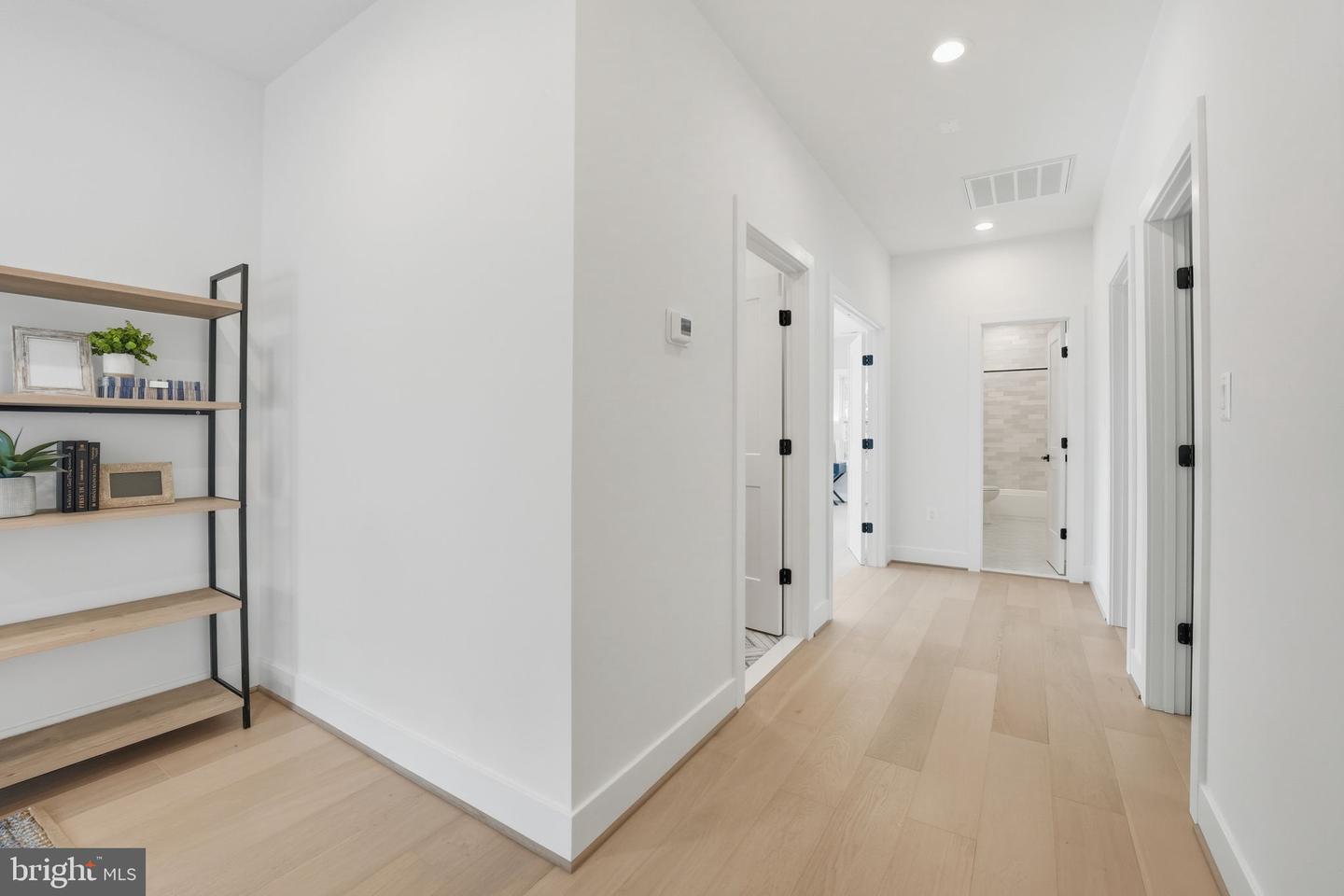 3218 BLUNDELL RD, FALLS CHURCH, Virginia 22042, 6 Bedrooms Bedrooms, ,5 BathroomsBathrooms,Residential,For sale,3218 BLUNDELL RD,VAFX2267528 MLS # VAFX2267528