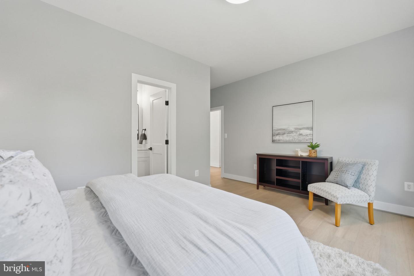 3218 BLUNDELL RD, FALLS CHURCH, Virginia 22042, 6 Bedrooms Bedrooms, ,5 BathroomsBathrooms,Residential,For sale,3218 BLUNDELL RD,VAFX2267528 MLS # VAFX2267528