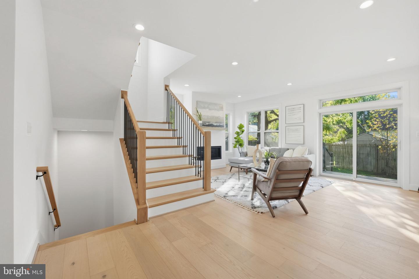 3218 BLUNDELL RD, FALLS CHURCH, Virginia 22042, 6 Bedrooms Bedrooms, ,5 BathroomsBathrooms,Residential,For sale,3218 BLUNDELL RD,VAFX2267528 MLS # VAFX2267528