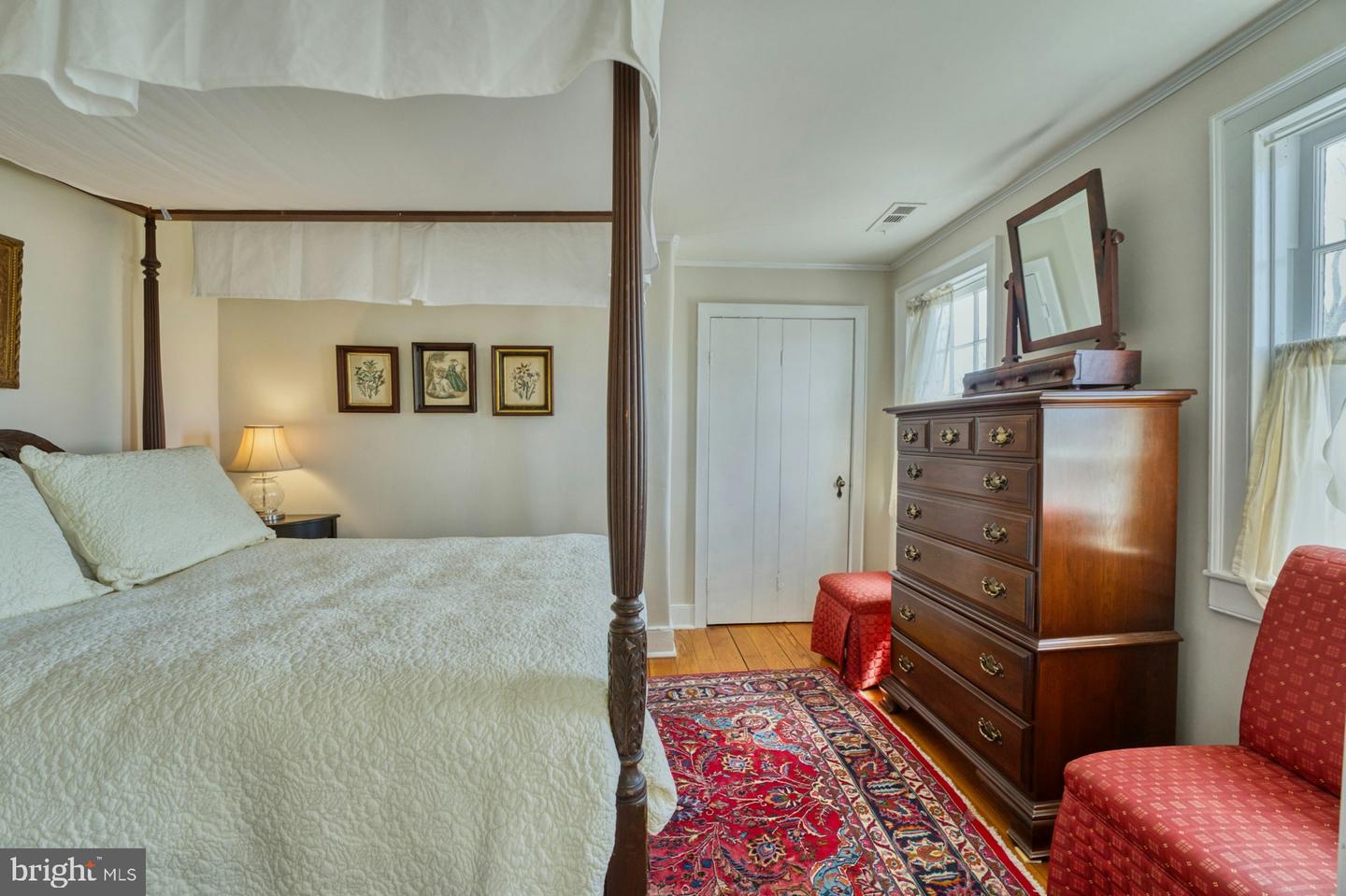 40162 MAIN ST, WATERFORD, Virginia 20197, 4 Bedrooms Bedrooms, ,3 BathroomsBathrooms,Residential,For sale,40162 MAIN ST,VALO2107012 MLS # VALO2107012