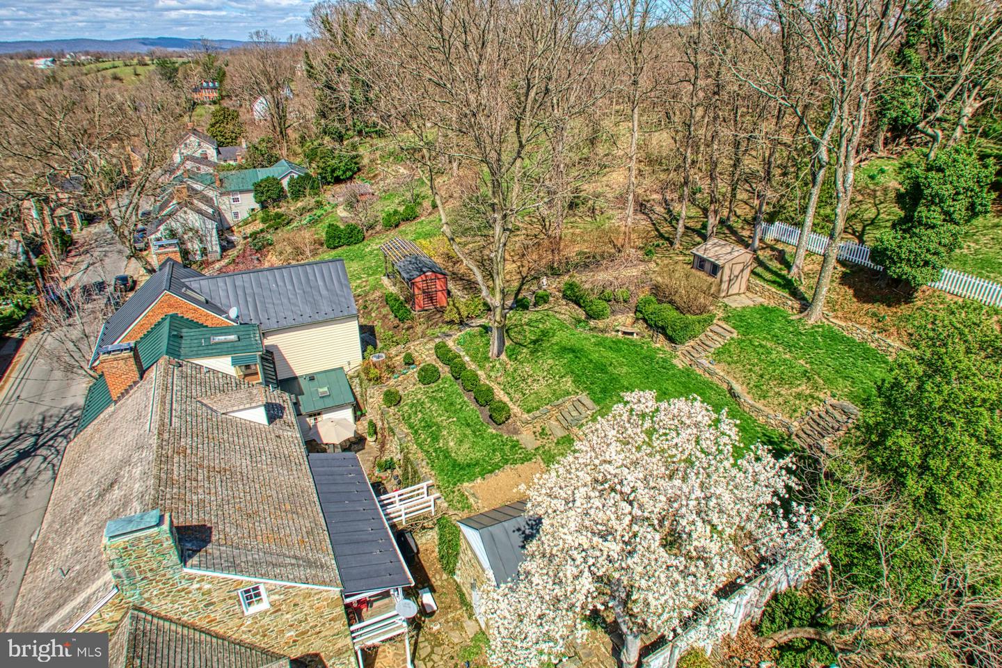 40162 MAIN ST, WATERFORD, Virginia 20197, 4 Bedrooms Bedrooms, ,3 BathroomsBathrooms,Residential,For sale,40162 MAIN ST,VALO2107012 MLS # VALO2107012