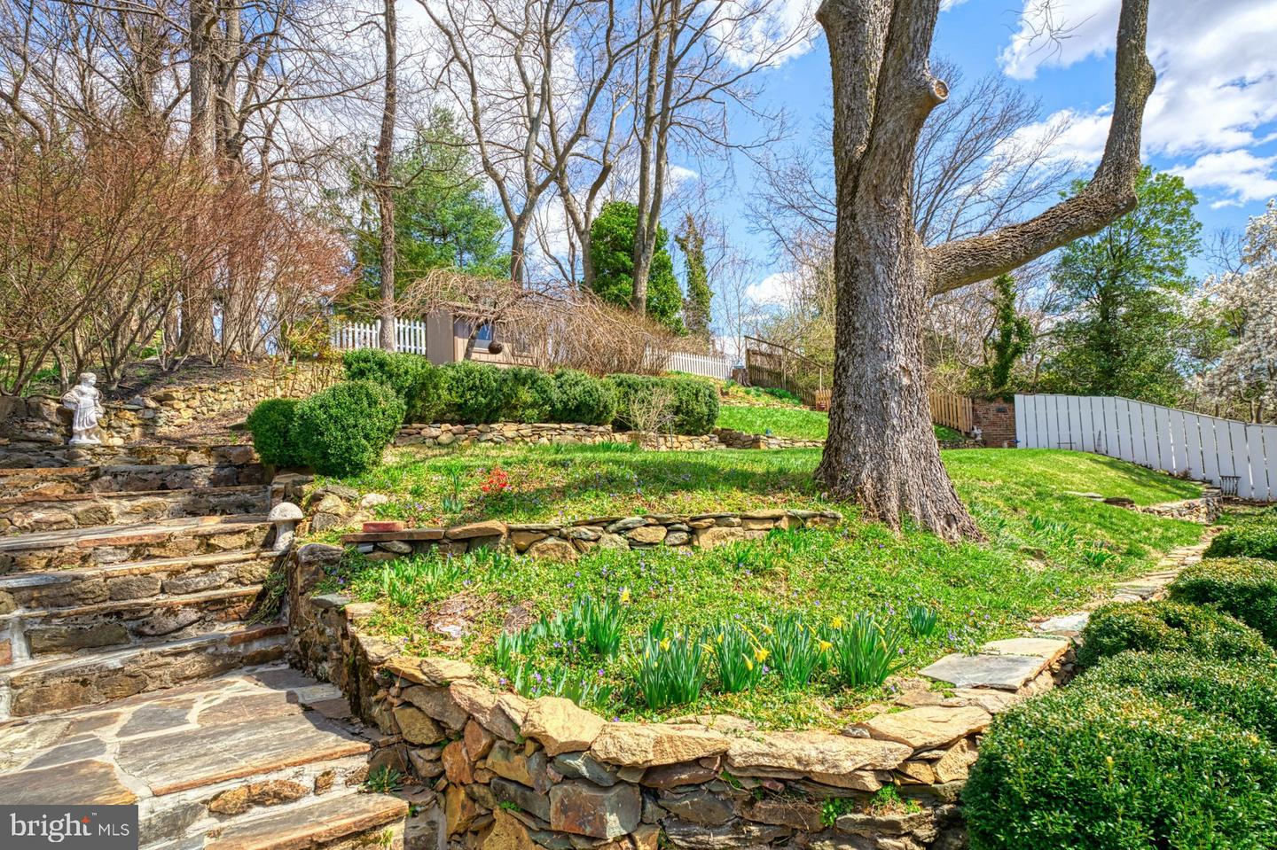 40162 MAIN ST, WATERFORD, Virginia 20197, 4 Bedrooms Bedrooms, ,3 BathroomsBathrooms,Residential,For sale,40162 MAIN ST,VALO2107012 MLS # VALO2107012