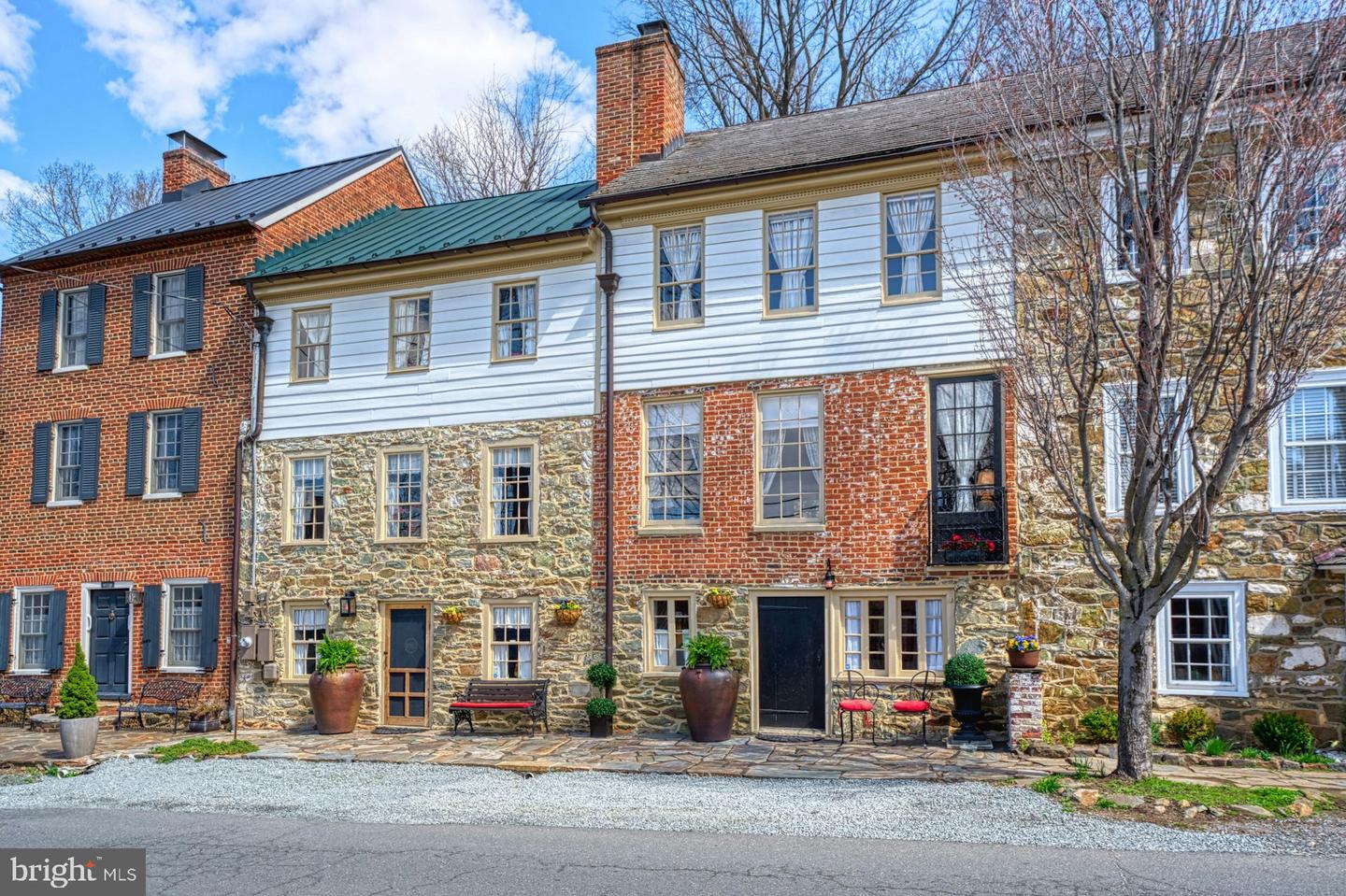 40162 MAIN ST, WATERFORD, Virginia 20197, 4 Bedrooms Bedrooms, ,3 BathroomsBathrooms,Residential,For sale,40162 MAIN ST,VALO2107012 MLS # VALO2107012