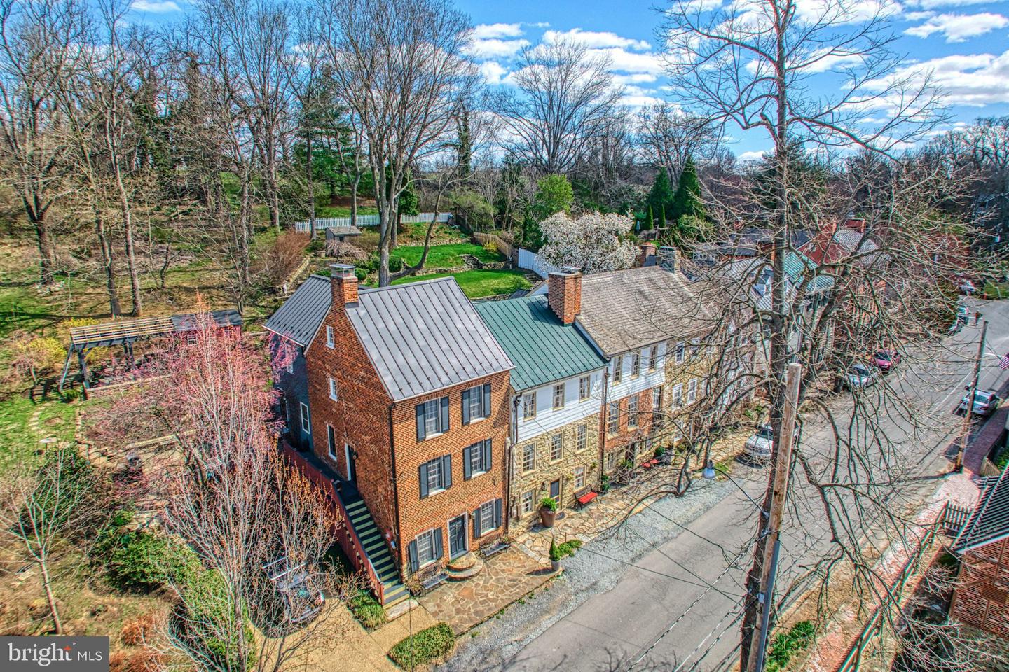 40162 MAIN ST, WATERFORD, Virginia 20197, 4 Bedrooms Bedrooms, ,3 BathroomsBathrooms,Residential,For sale,40162 MAIN ST,VALO2107012 MLS # VALO2107012