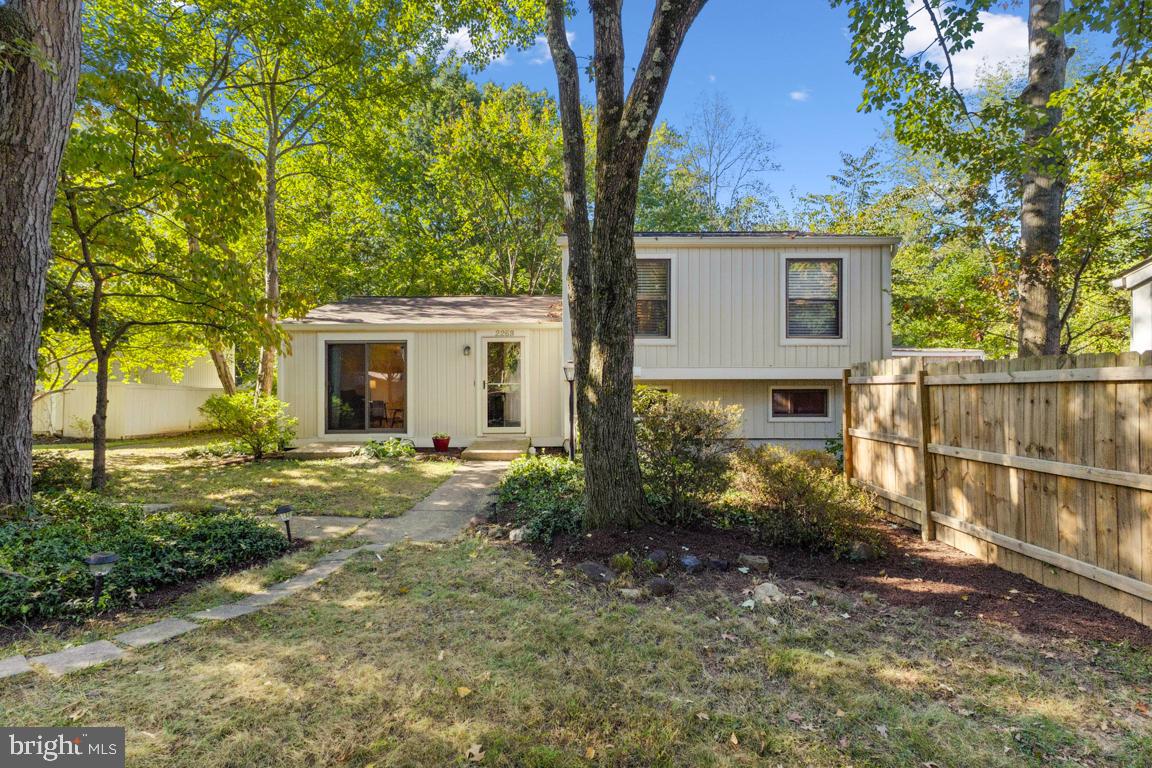 2269 MARGINELLA DR, RESTON, Virginia 20191, 3 Bedrooms Bedrooms, ,2 BathroomsBathrooms,Residential,For sale,2269 MARGINELLA DR,VAFX2267704 MLS # VAFX2267704