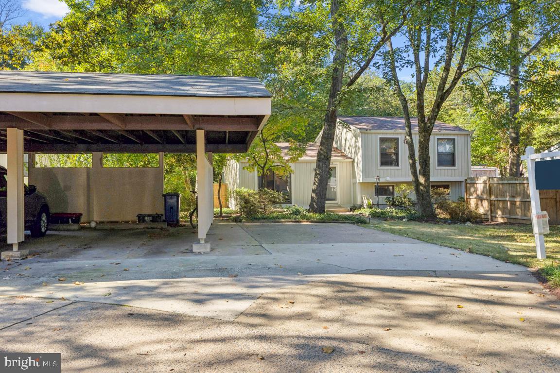 2269 MARGINELLA DR, RESTON, Virginia 20191, 3 Bedrooms Bedrooms, ,2 BathroomsBathrooms,Residential,For sale,2269 MARGINELLA DR,VAFX2267704 MLS # VAFX2267704