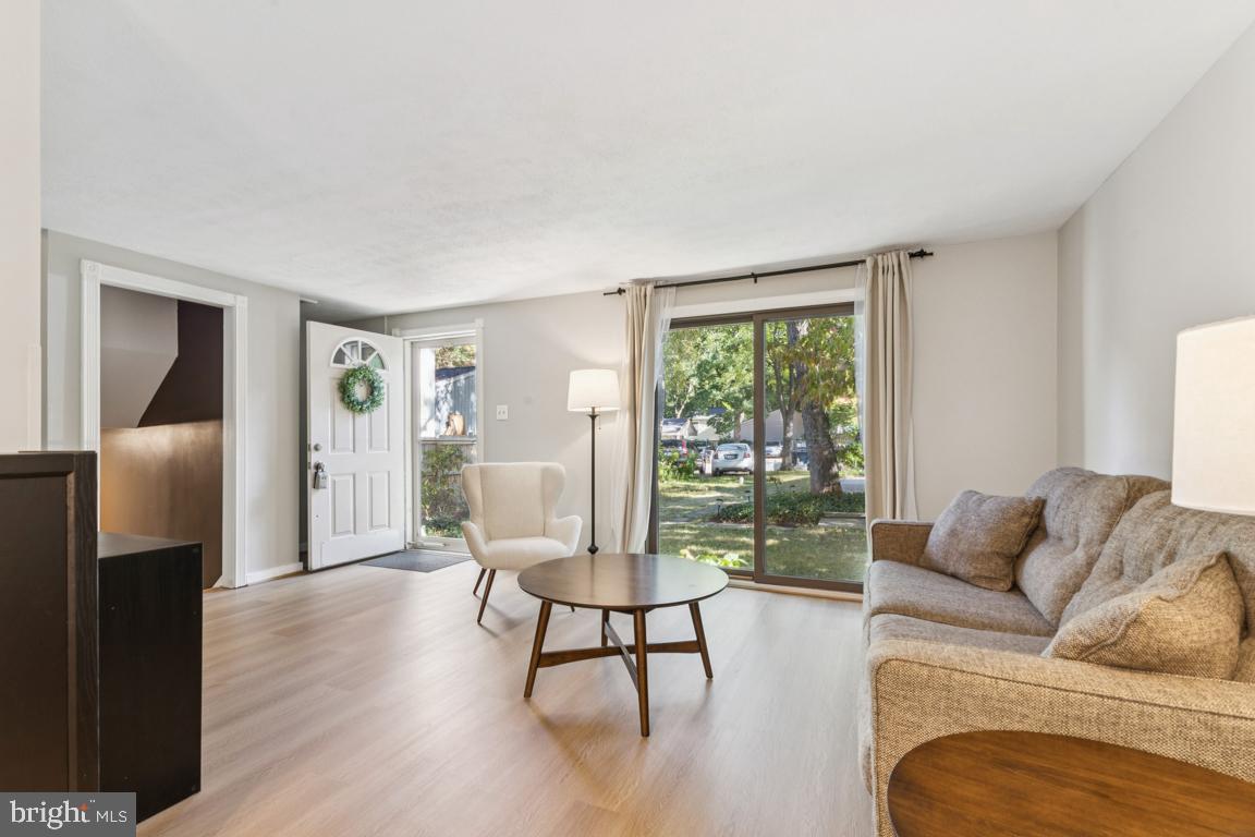 2269 MARGINELLA DR, RESTON, Virginia 20191, 3 Bedrooms Bedrooms, ,2 BathroomsBathrooms,Residential,For sale,2269 MARGINELLA DR,VAFX2267704 MLS # VAFX2267704