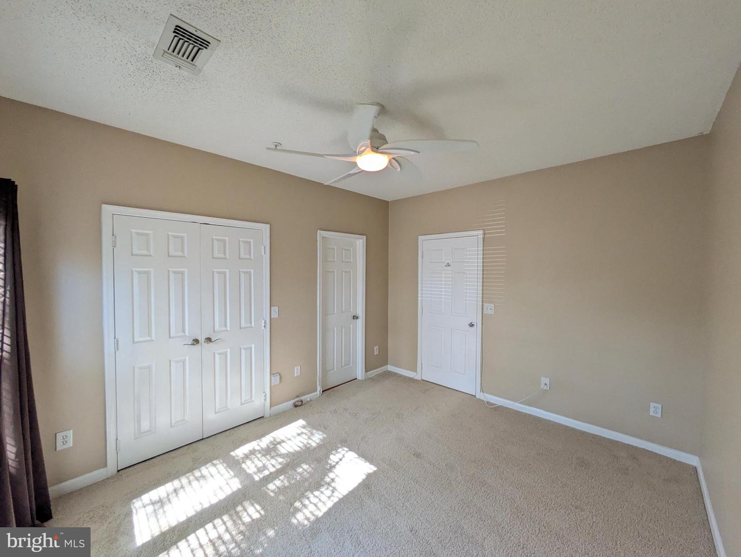 14304 ROSY LN #25, CENTREVILLE, Virginia 20121, 2 Bedrooms Bedrooms, ,2 BathroomsBathrooms,Residential,For sale,14304 ROSY LN #25,VAFX2267808 MLS # VAFX2267808