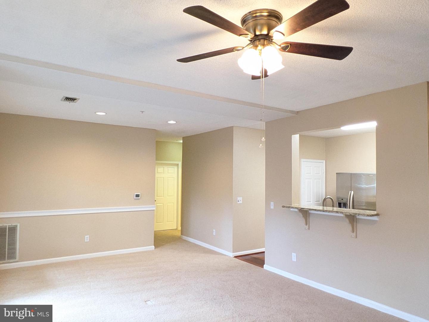 14304 ROSY LN #25, CENTREVILLE, Virginia 20121, 2 Bedrooms Bedrooms, ,2 BathroomsBathrooms,Residential,For sale,14304 ROSY LN #25,VAFX2267808 MLS # VAFX2267808
