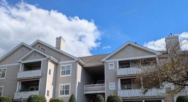 14304 ROSY LN #25, CENTREVILLE, Virginia 20121, 2 Bedrooms Bedrooms, ,2 BathroomsBathrooms,Residential,For sale,14304 ROSY LN #25,VAFX2267808 MLS # VAFX2267808