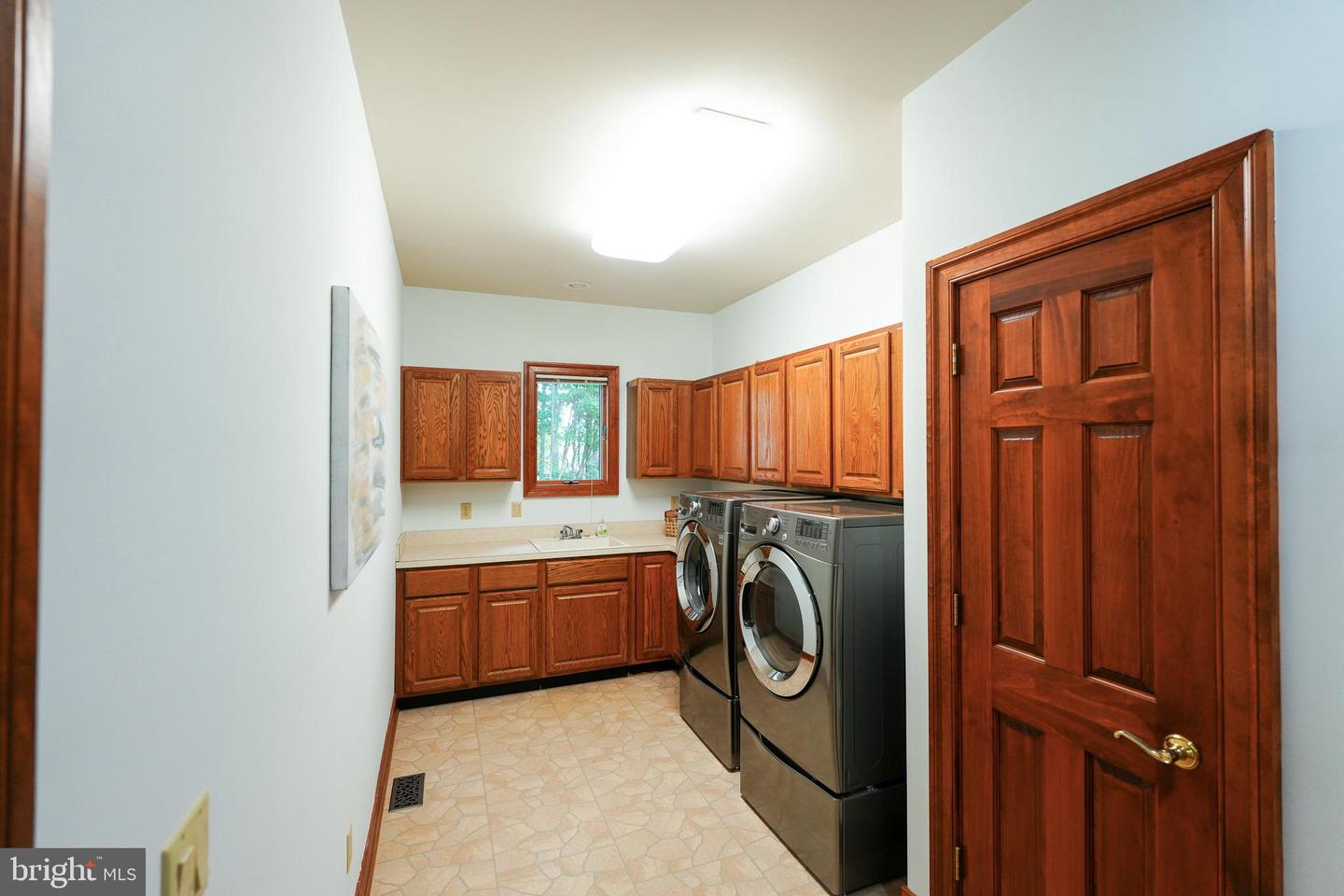 11000 SHERIDAN DR, SPOTSYLVANIA, Virginia 22551, 4 Bedrooms Bedrooms, 13 Rooms Rooms,3 BathroomsBathrooms,Residential,For sale,11000 SHERIDAN DR,VASP2036332 MLS # VASP2036332