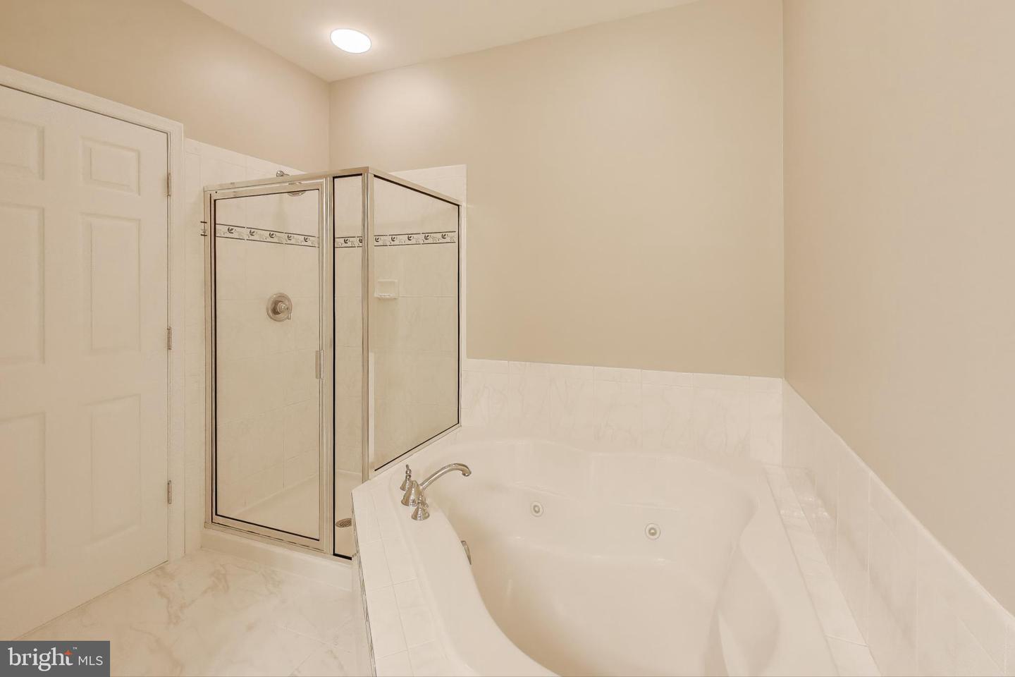2400 BROOKMOOR LN, WOODBRIDGE, Virginia 22191, 3 Bedrooms Bedrooms, ,2 BathroomsBathrooms,Residential,For sale,2400 BROOKMOOR LN,VAPW2104342 MLS # VAPW2104342