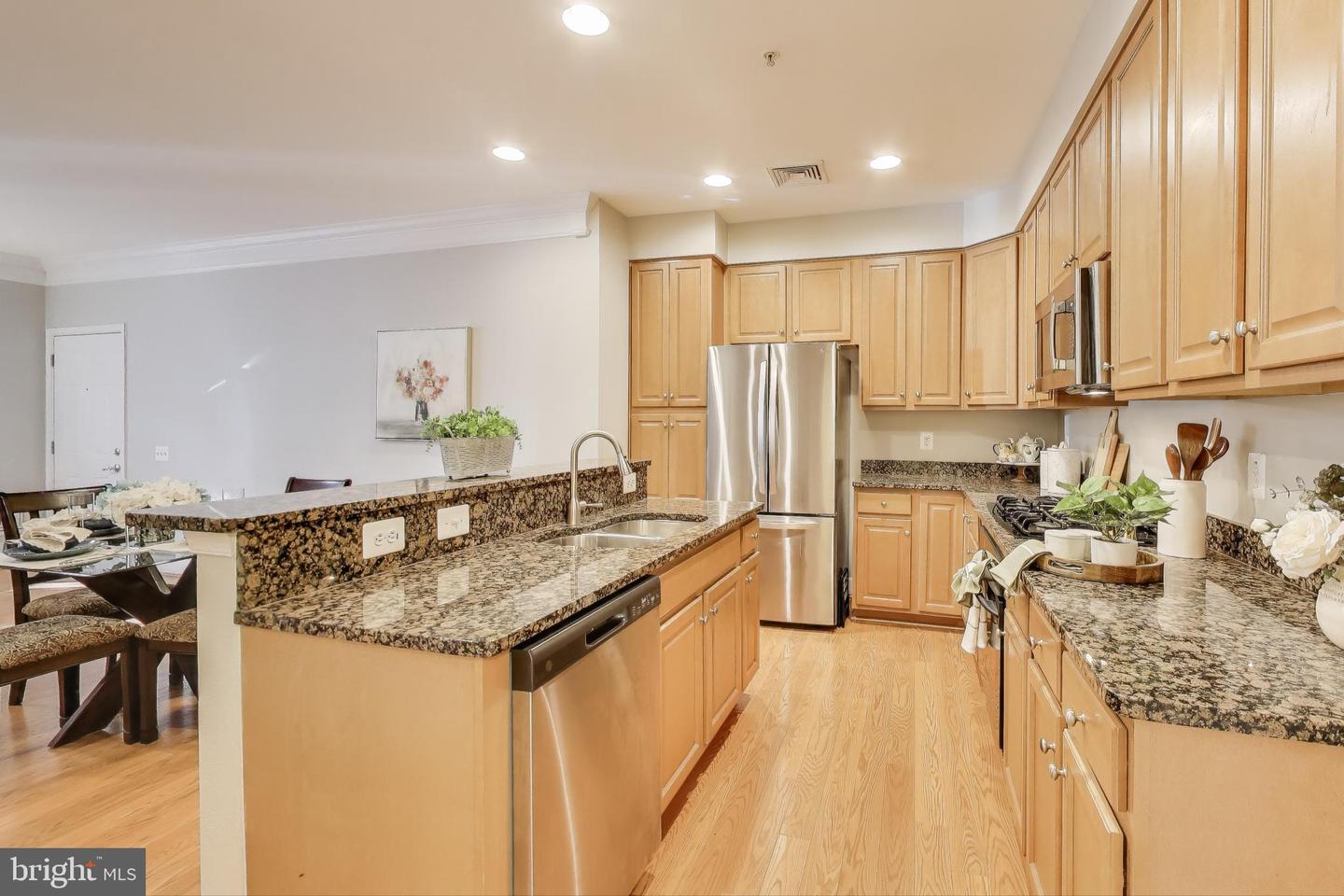 2400 BROOKMOOR LN, WOODBRIDGE, Virginia 22191, 3 Bedrooms Bedrooms, ,2 BathroomsBathrooms,Residential,For sale,2400 BROOKMOOR LN,VAPW2104342 MLS # VAPW2104342