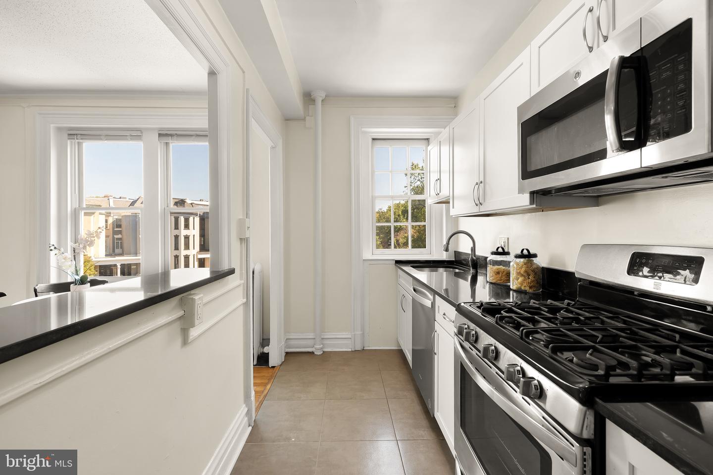 2456 20TH ST NW #403, WASHINGTON, District Of Columbia 20009, 1 Bedroom Bedrooms, ,1 BathroomBathrooms,Residential,For sale,2456 20TH ST NW #403,DCDC2223562 MLS # DCDC2223562
