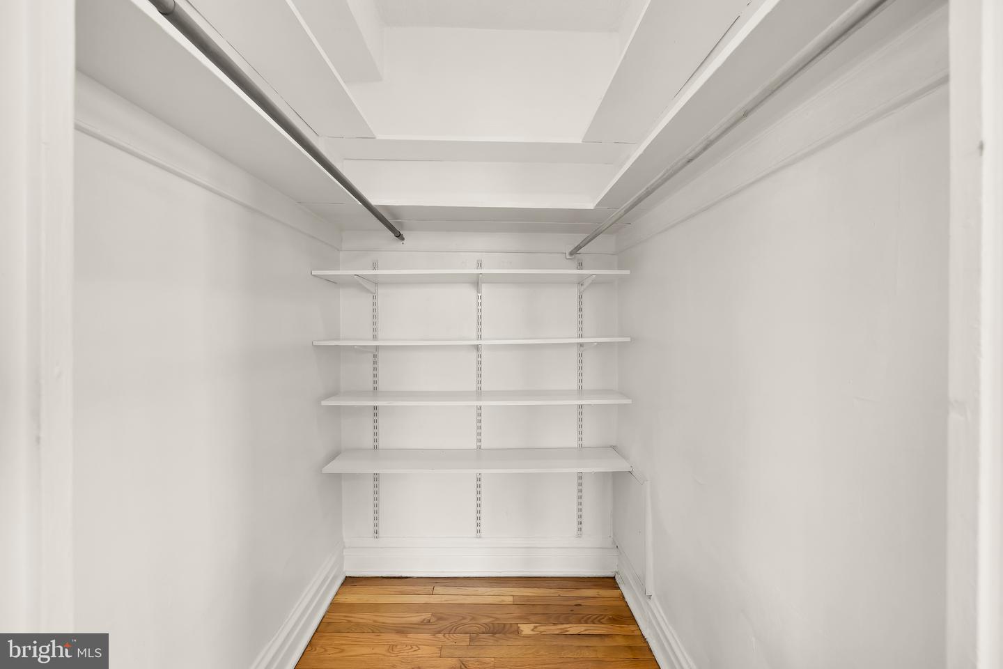 2456 20TH ST NW #403, WASHINGTON, District Of Columbia 20009, 1 Bedroom Bedrooms, ,1 BathroomBathrooms,Residential,For sale,2456 20TH ST NW #403,DCDC2223562 MLS # DCDC2223562