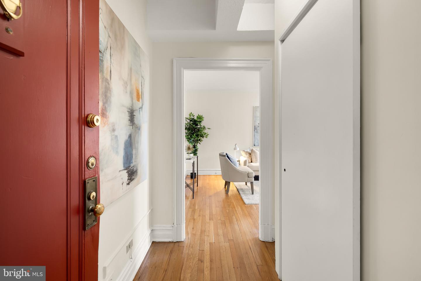 2456 20TH ST NW #403, WASHINGTON, District Of Columbia 20009, 1 Bedroom Bedrooms, ,1 BathroomBathrooms,Residential,For sale,2456 20TH ST NW #403,DCDC2223562 MLS # DCDC2223562