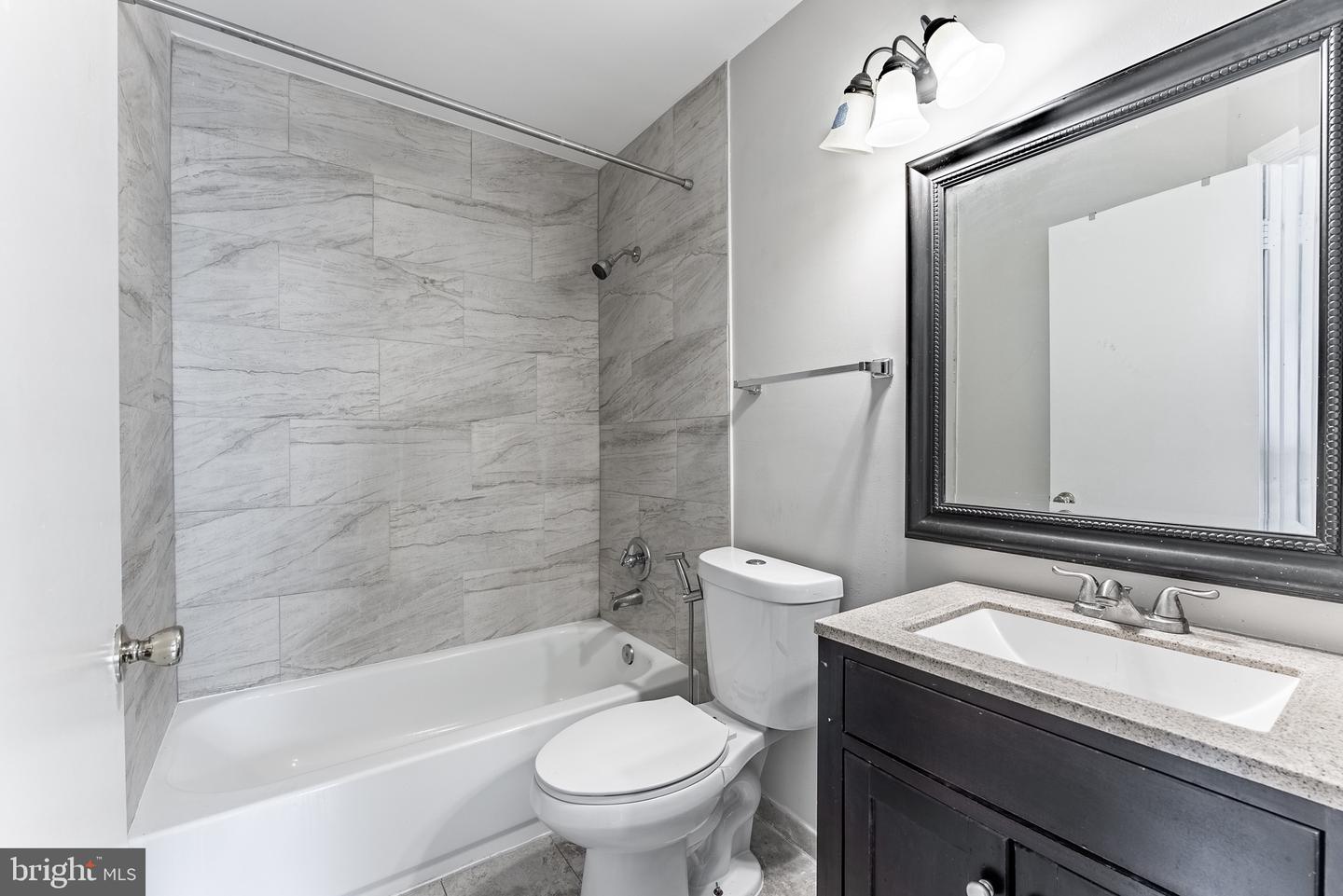8498 LAUREL OAK DR, SPRINGFIELD, Virginia 22153, 3 Bedrooms Bedrooms, ,3 BathroomsBathrooms,Residential,For sale,8498 LAUREL OAK DR,VAFX2268608 MLS # VAFX2268608