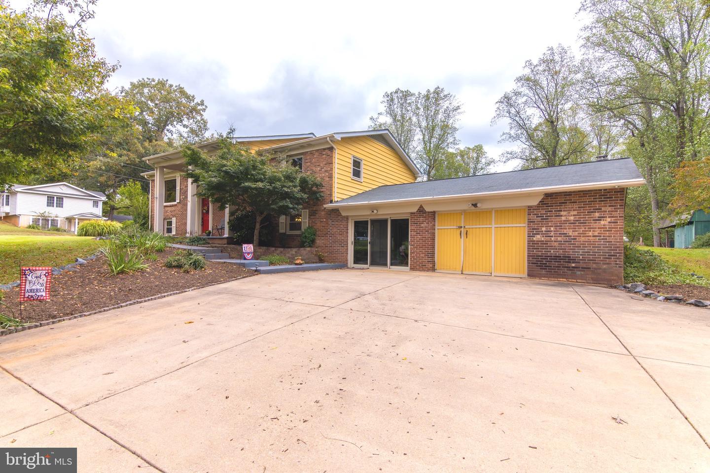 163 ROCK HILL CHURCH RD, STAFFORD, Virginia 22556, 4 Bedrooms Bedrooms, ,3 BathroomsBathrooms,Residential,For sale,163 ROCK HILL CHURCH RD,VAST2042836 MLS # VAST2042836
