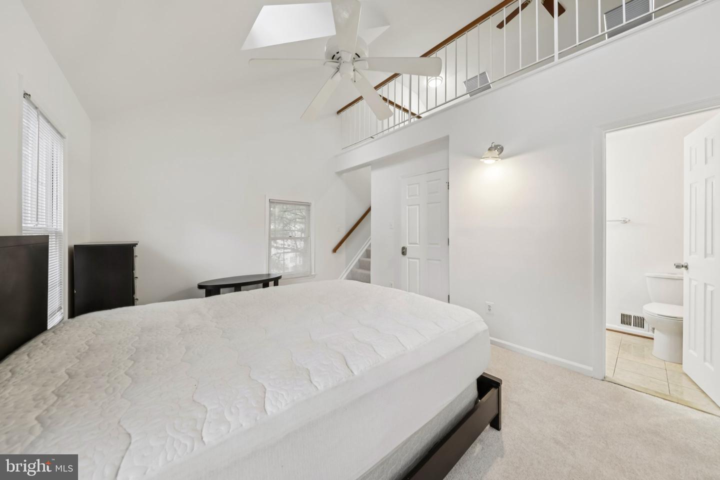 7673 NORTHERN OAKS CT, SPRINGFIELD, Virginia 22153, 3 Bedrooms Bedrooms, ,2 BathroomsBathrooms,Residential,For sale,7673 NORTHERN OAKS CT,VAFX2268656 MLS # VAFX2268656