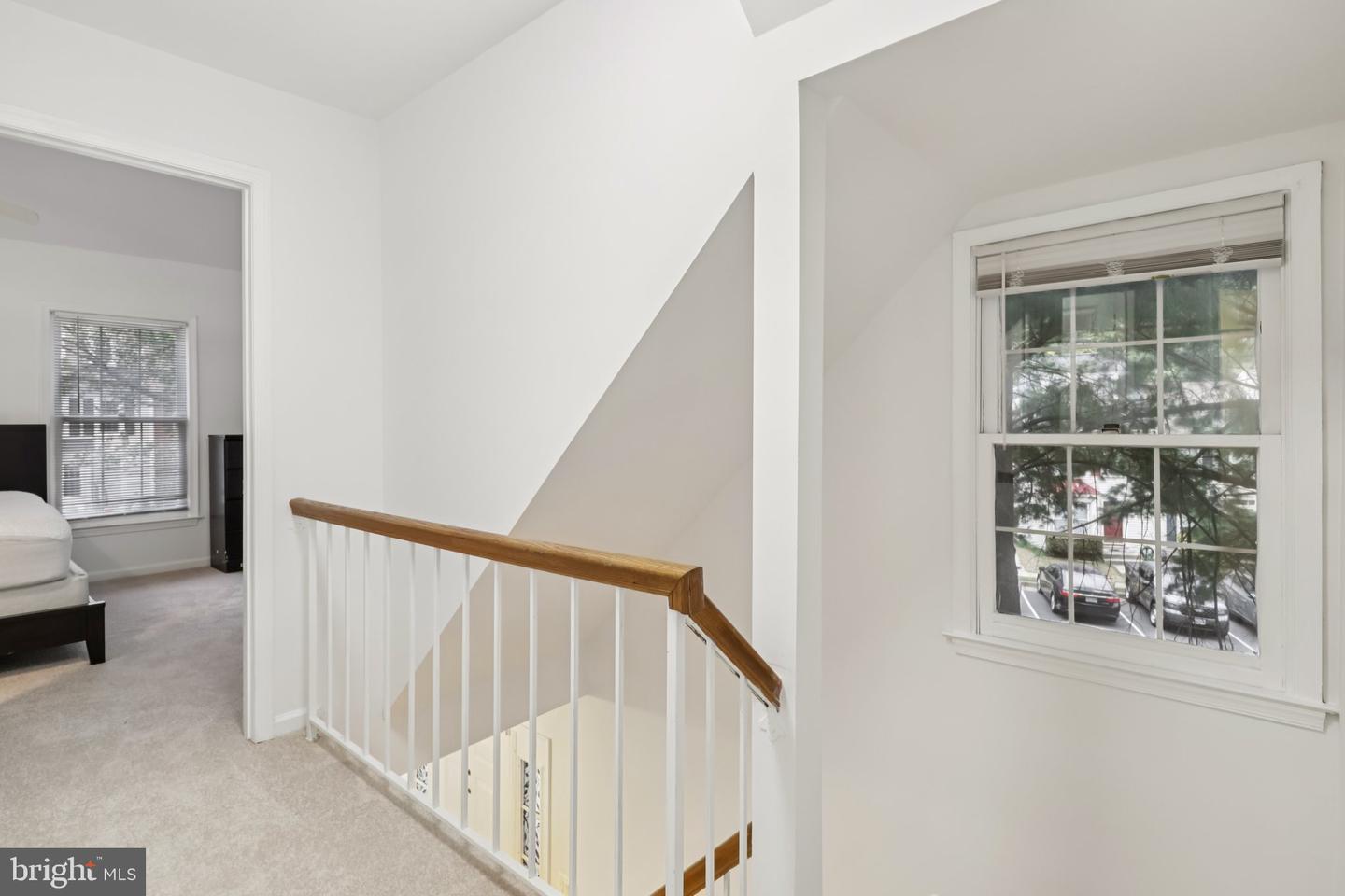 7673 NORTHERN OAKS CT, SPRINGFIELD, Virginia 22153, 3 Bedrooms Bedrooms, ,2 BathroomsBathrooms,Residential,For sale,7673 NORTHERN OAKS CT,VAFX2268656 MLS # VAFX2268656