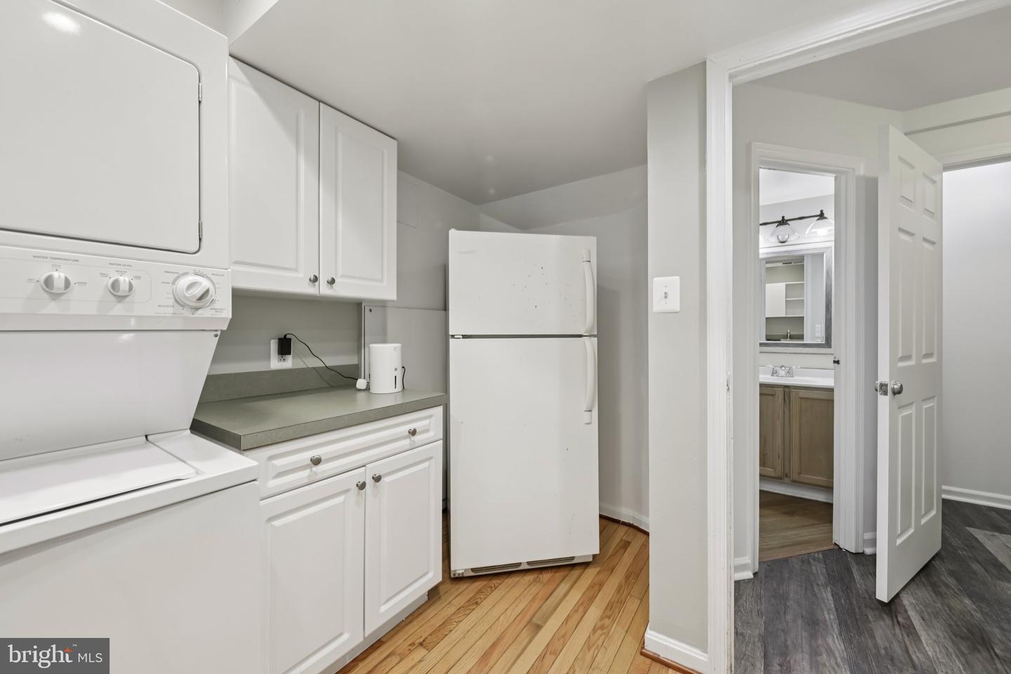 7673 NORTHERN OAKS CT, SPRINGFIELD, Virginia 22153, 3 Bedrooms Bedrooms, ,2 BathroomsBathrooms,Residential,For sale,7673 NORTHERN OAKS CT,VAFX2268656 MLS # VAFX2268656