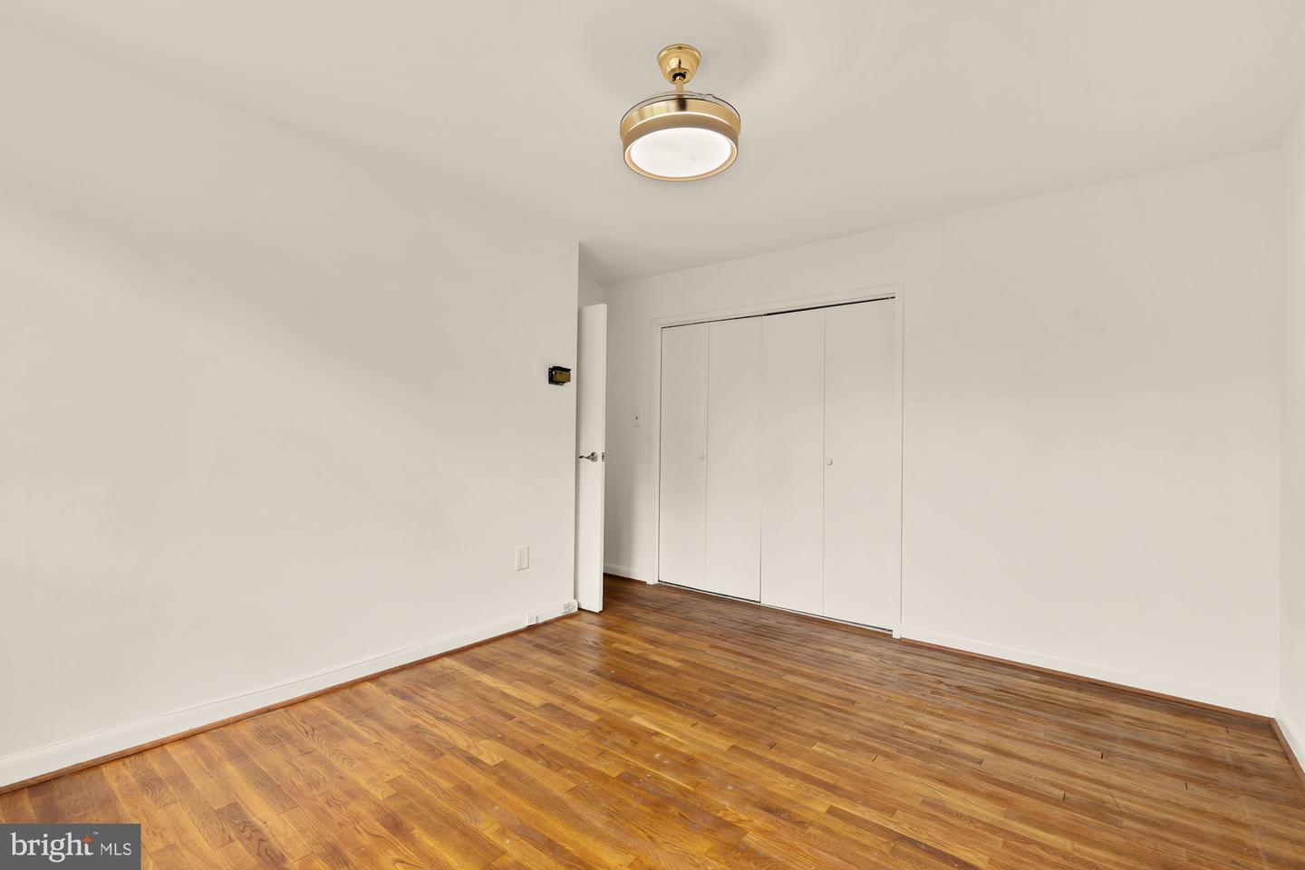 2400 41ST ST NW #502, WASHINGTON, District Of Columbia 20007, 2 Bedrooms Bedrooms, ,1 BathroomBathrooms,Residential,For sale,2400 41ST ST NW #502,DCDC2223690 MLS # DCDC2223690