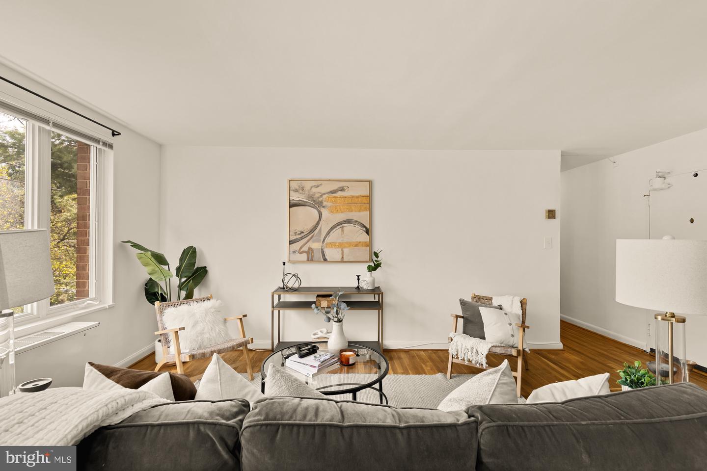2400 41ST ST NW #502, WASHINGTON, District Of Columbia 20007, 2 Bedrooms Bedrooms, ,1 BathroomBathrooms,Residential,For sale,2400 41ST ST NW #502,DCDC2223690 MLS # DCDC2223690