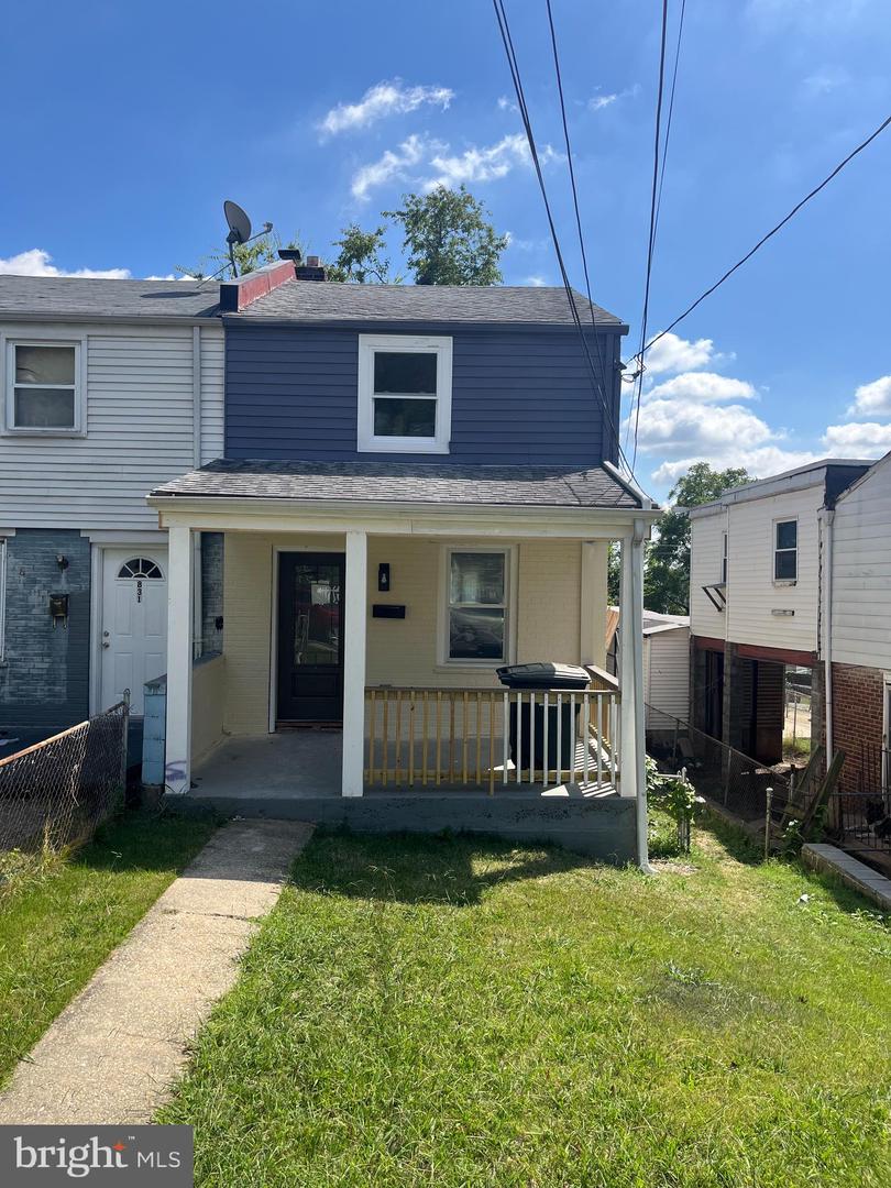 829 50TH ST NE, WASHINGTON, District Of Columbia 20019, 3 Bedrooms Bedrooms, 5 Rooms Rooms,2 BathroomsBathrooms,Residential,For sale,829 50TH ST NE,DCDC2223754 MLS # DCDC2223754