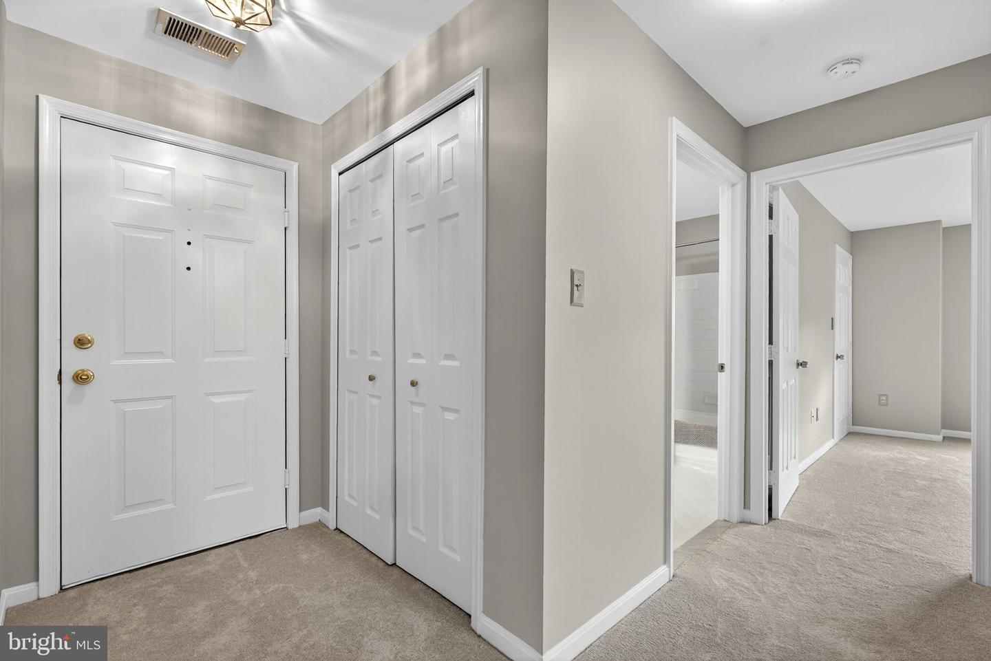 44084 NATALIE TER #301, ASHBURN, Virginia 20147, 2 Bedrooms Bedrooms, ,2 BathroomsBathrooms,Residential,For sale,44084 NATALIE TER #301,VALO2107476 MLS # VALO2107476