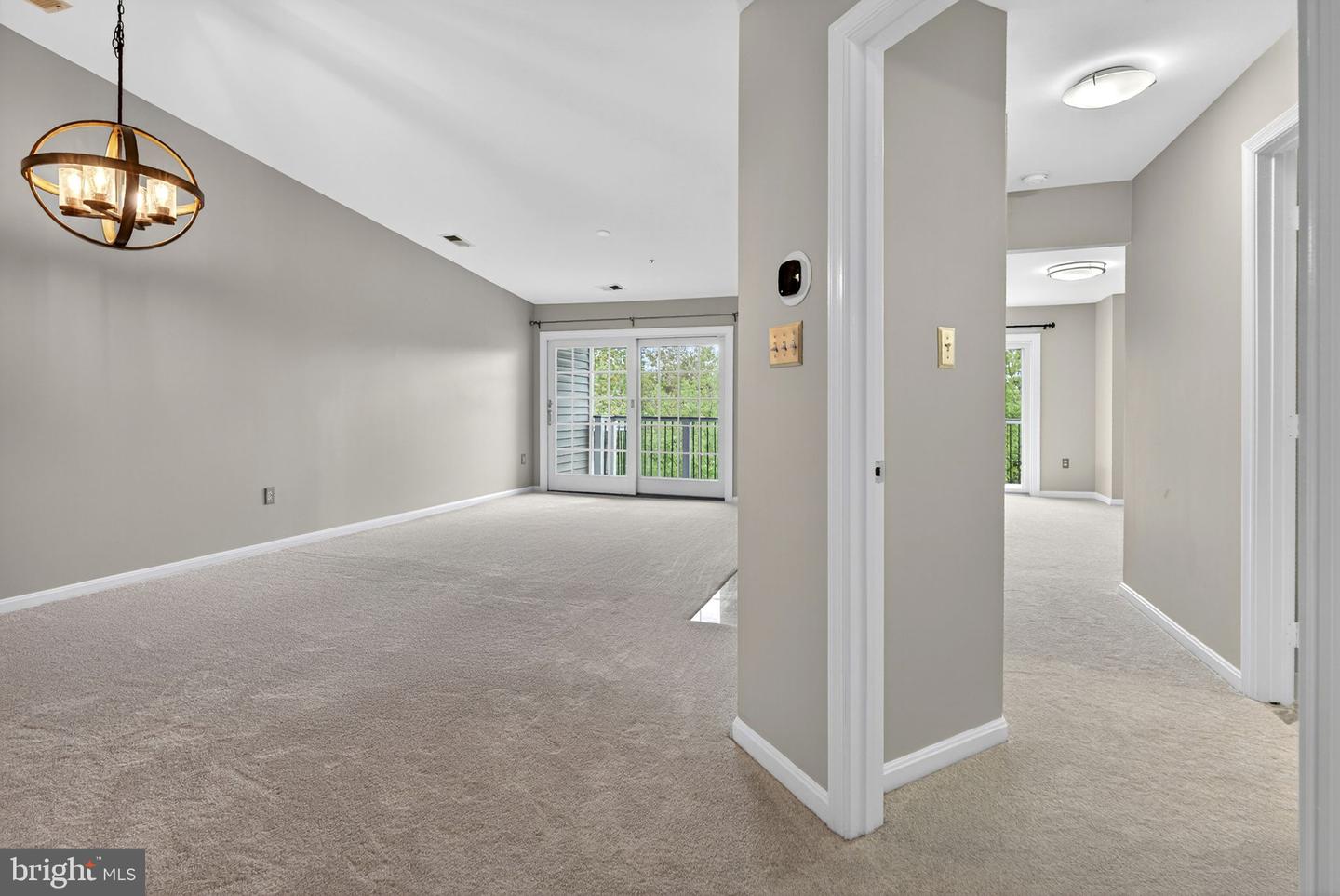 44084 NATALIE TER #301, ASHBURN, Virginia 20147, 2 Bedrooms Bedrooms, ,2 BathroomsBathrooms,Residential,For sale,44084 NATALIE TER #301,VALO2107476 MLS # VALO2107476