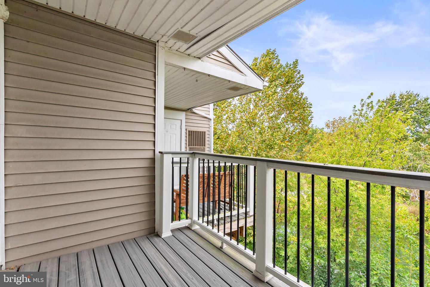 44084 NATALIE TER #301, ASHBURN, Virginia 20147, 2 Bedrooms Bedrooms, ,2 BathroomsBathrooms,Residential,For sale,44084 NATALIE TER #301,VALO2107476 MLS # VALO2107476