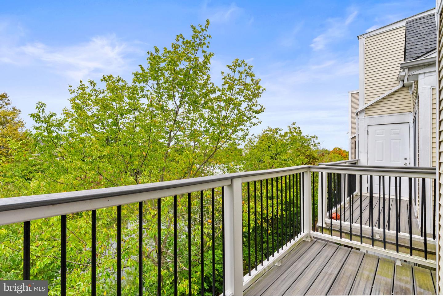 44084 NATALIE TER #301, ASHBURN, Virginia 20147, 2 Bedrooms Bedrooms, ,2 BathroomsBathrooms,Residential,For sale,44084 NATALIE TER #301,VALO2107476 MLS # VALO2107476